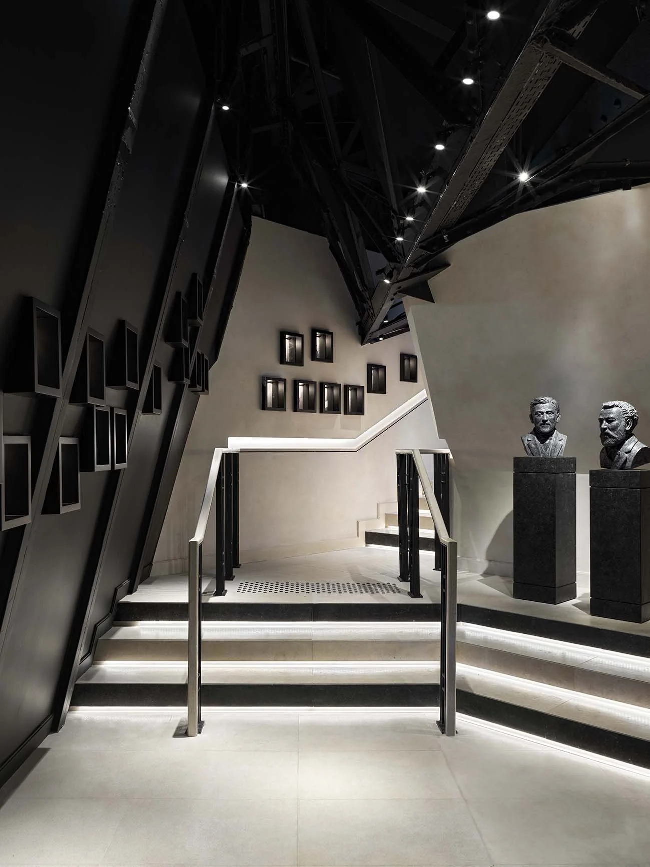 Aline_Asmar_d'Amman_Interior_Design_Jules_Verne_Eiffel_Tower_Restaurant_Martyn_White_UK_4.jpg
