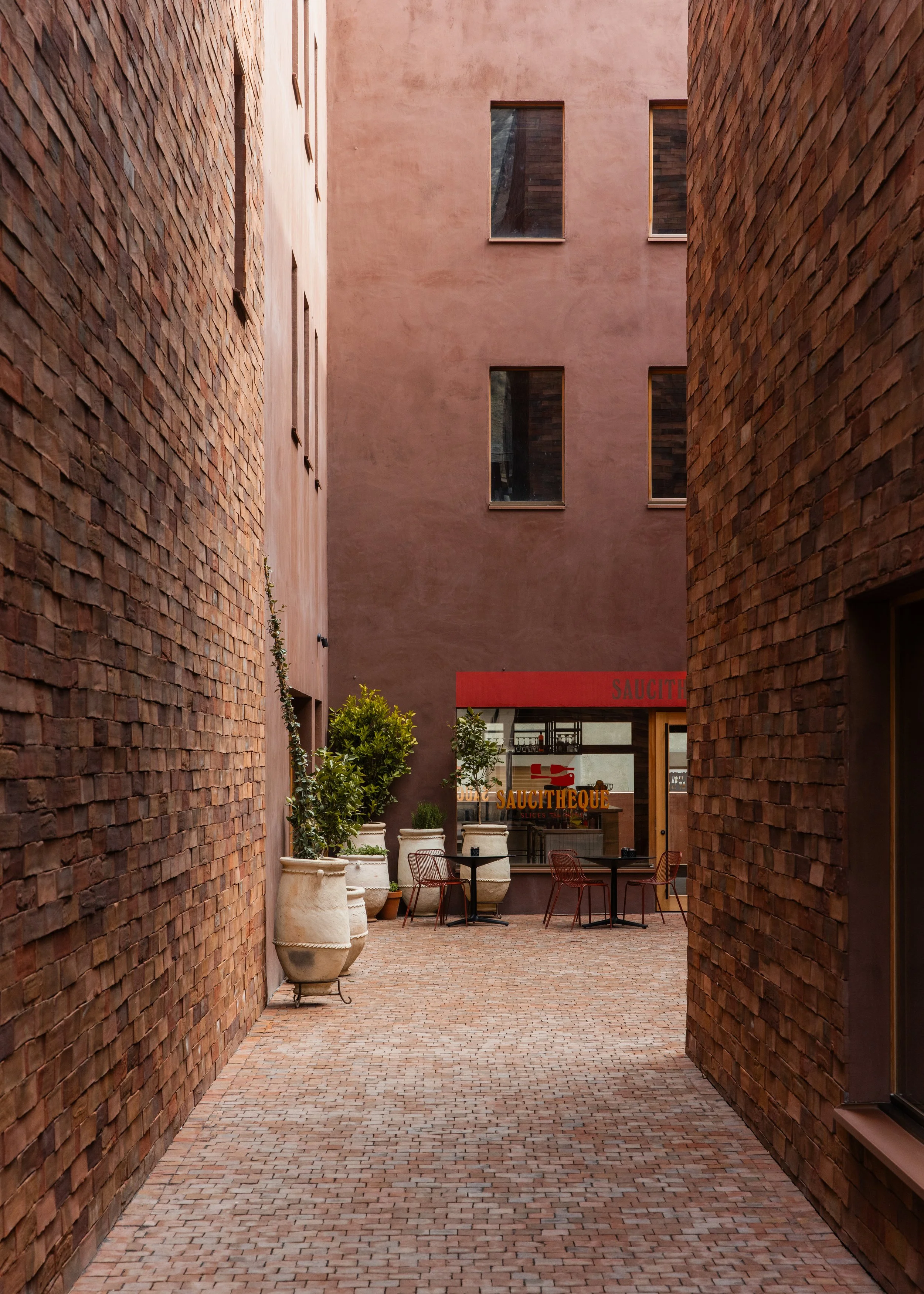 Hotel_Borsari_A_Design_Hotels_Member_Interior_Design_Review_Martyn_White_UK_3.jpg