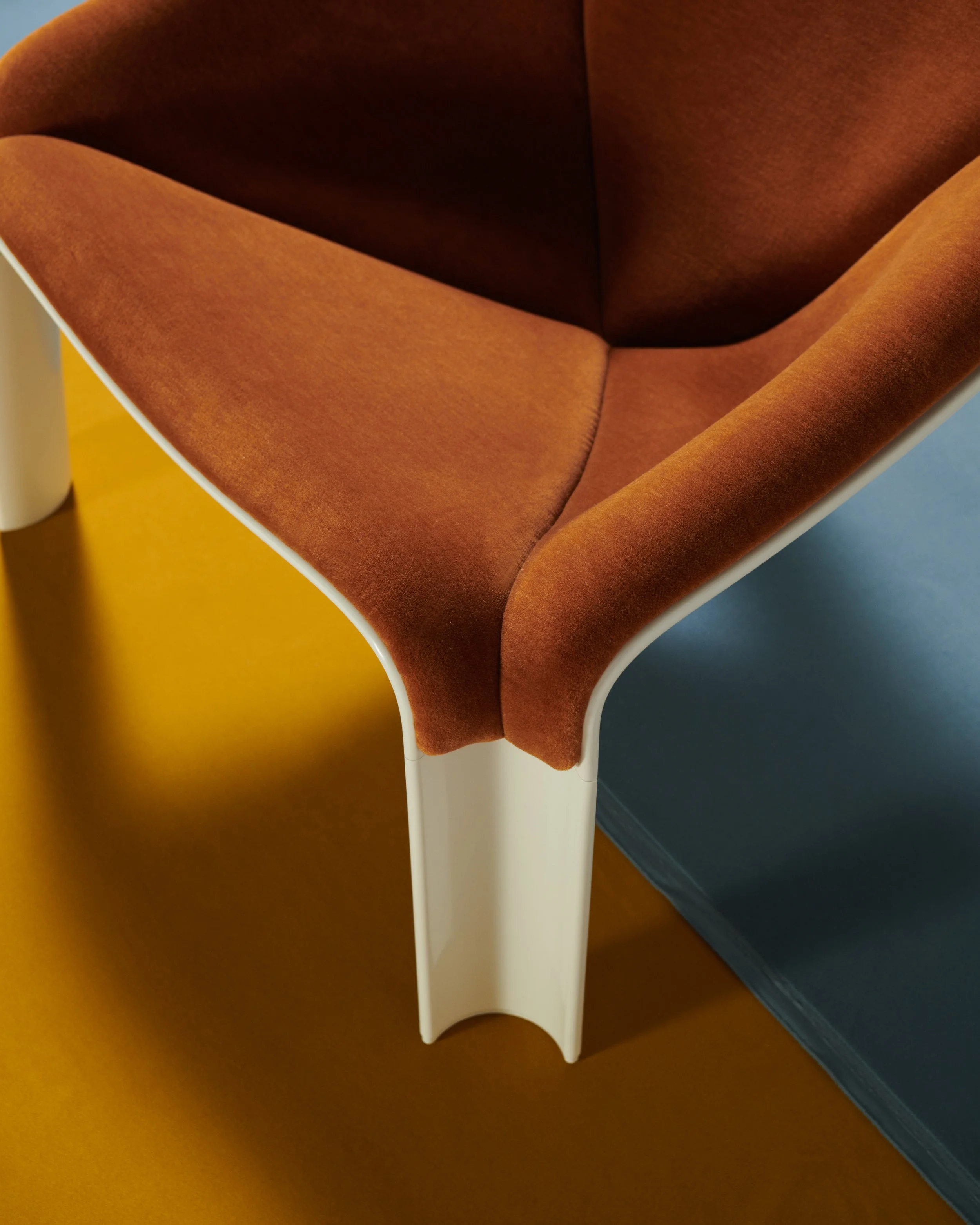 GUBI_F300_T877_Furniture_Design_Launch_Pierre_Paulin_Martyn_White_UK_5.jpg