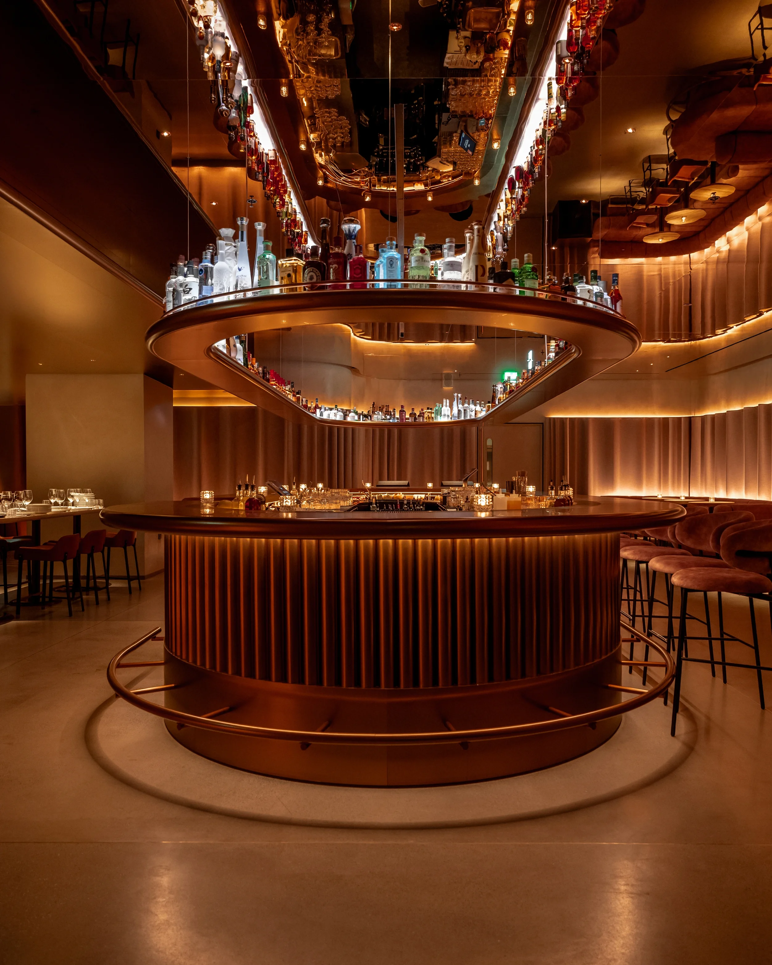 MR PORTER London: A Steakhouse Reinvented Through Design and Atmosphere