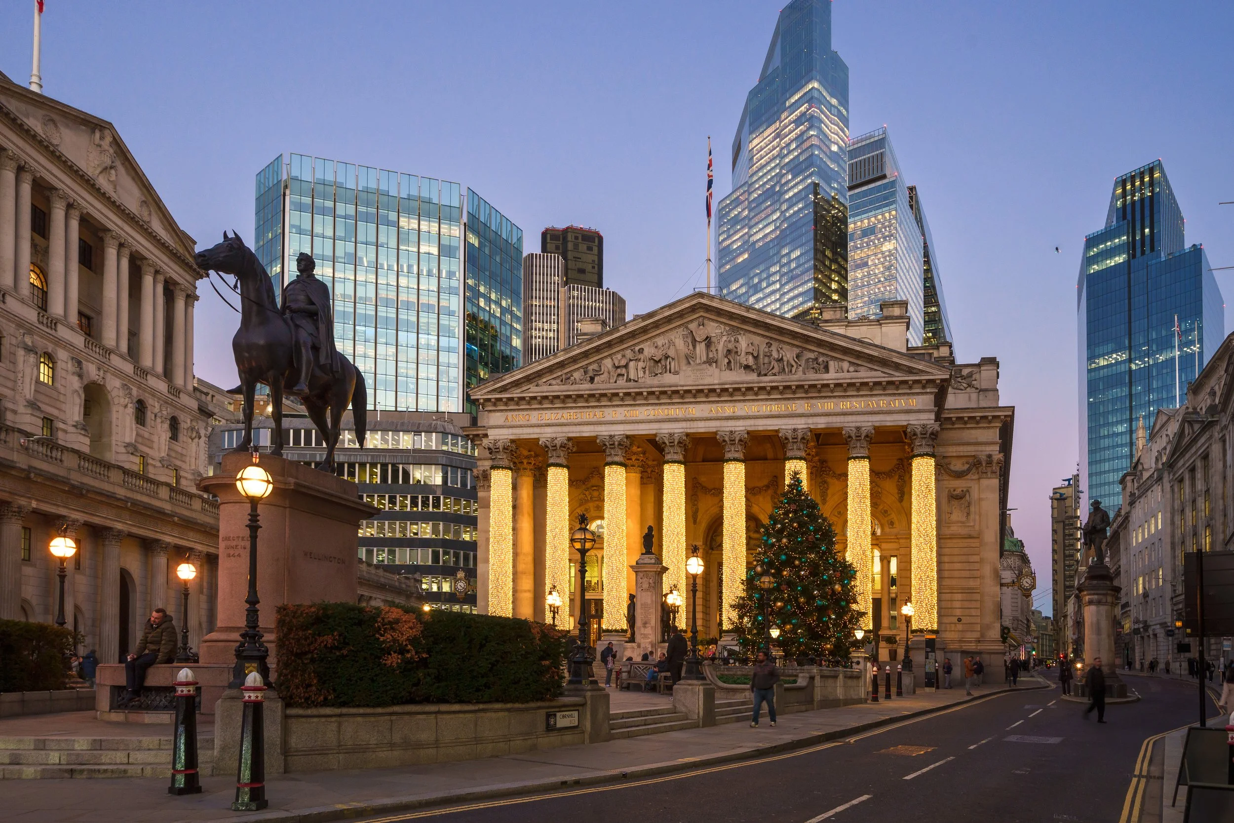 Christmas at The Royal Exchange, London: A Landmark Dressed in Light and Tradition for 2025