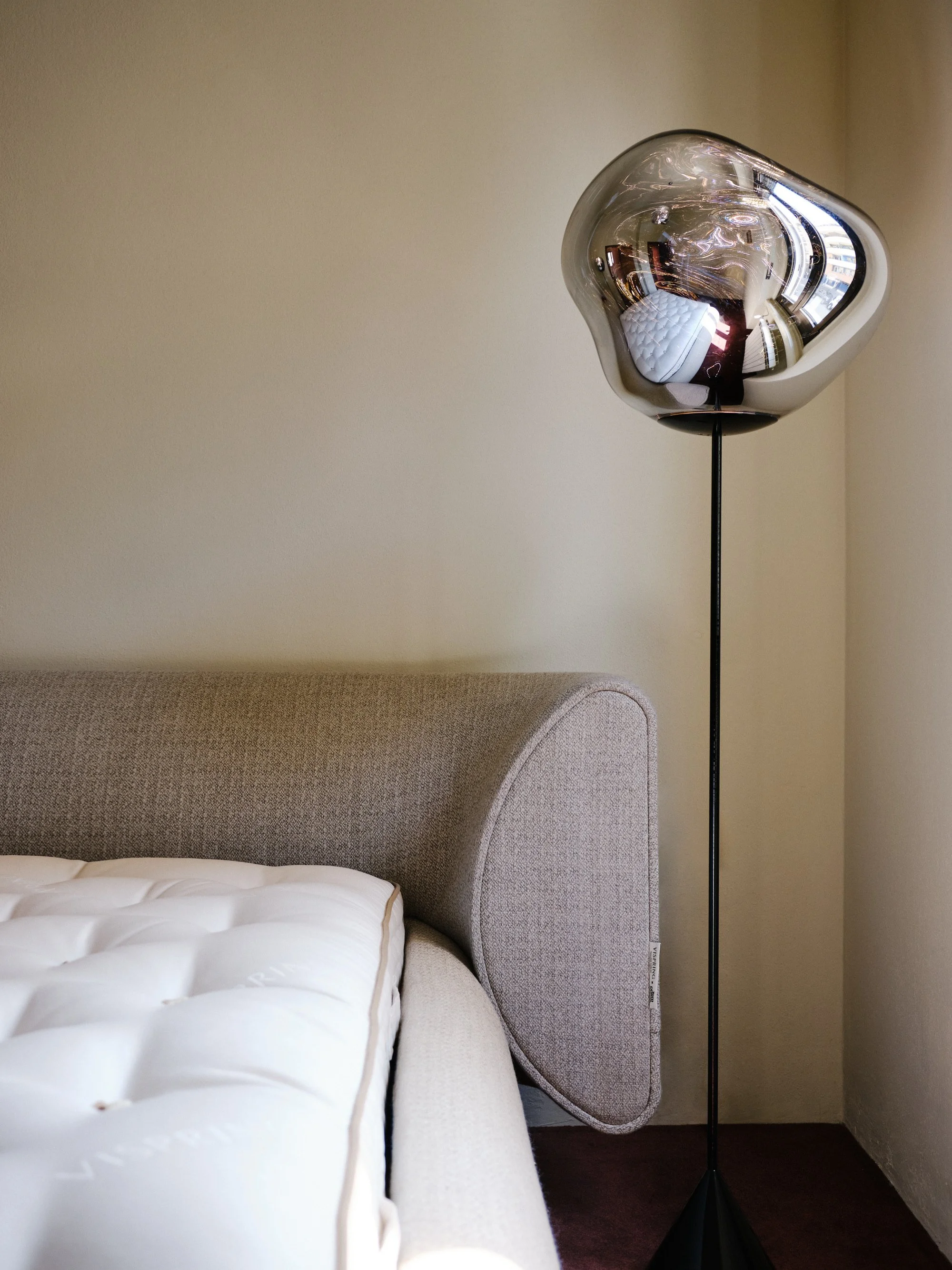 tom-dixon-mua-mua-hotel-milan-design-week-2026-13.jpg