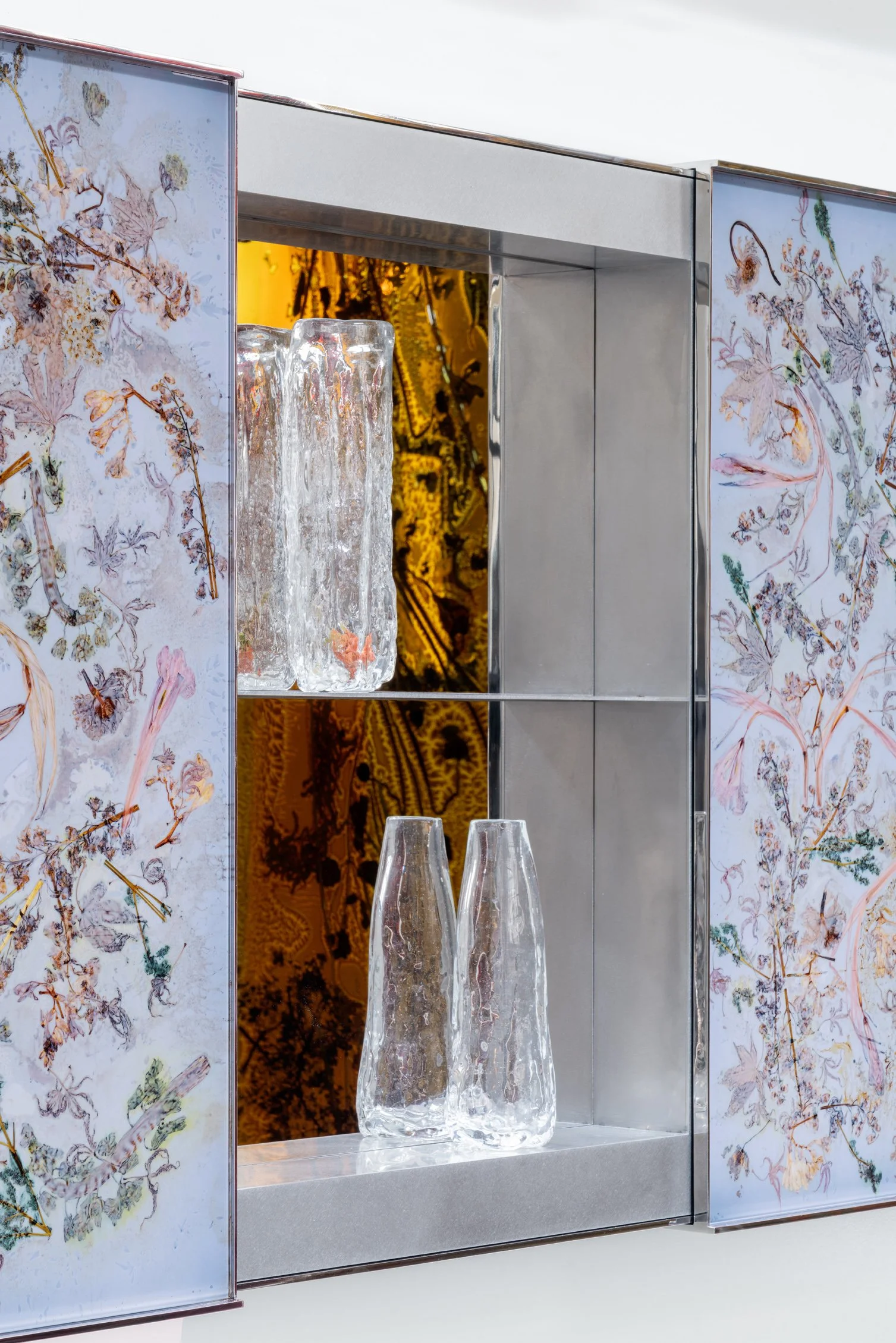 Marcin-Rusak-Studio-Forum-Florum-milan-design-week-2026-martyn-white-uk-photography-alessandro-saletta-12.jpg