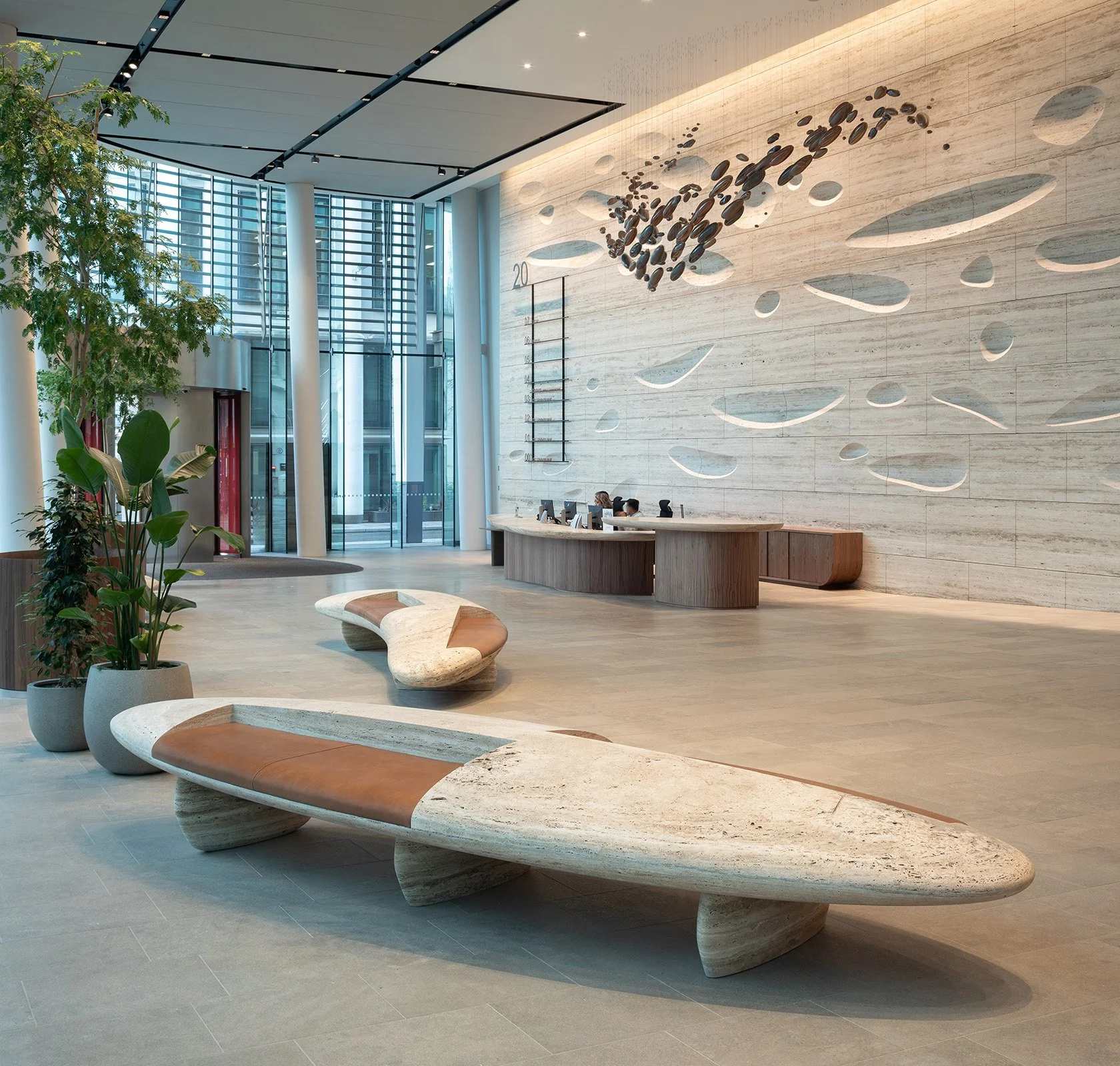 Stone That Softens: Inside Bill Amberg Studio’s Boulder Benches at 20 Gresham Street
