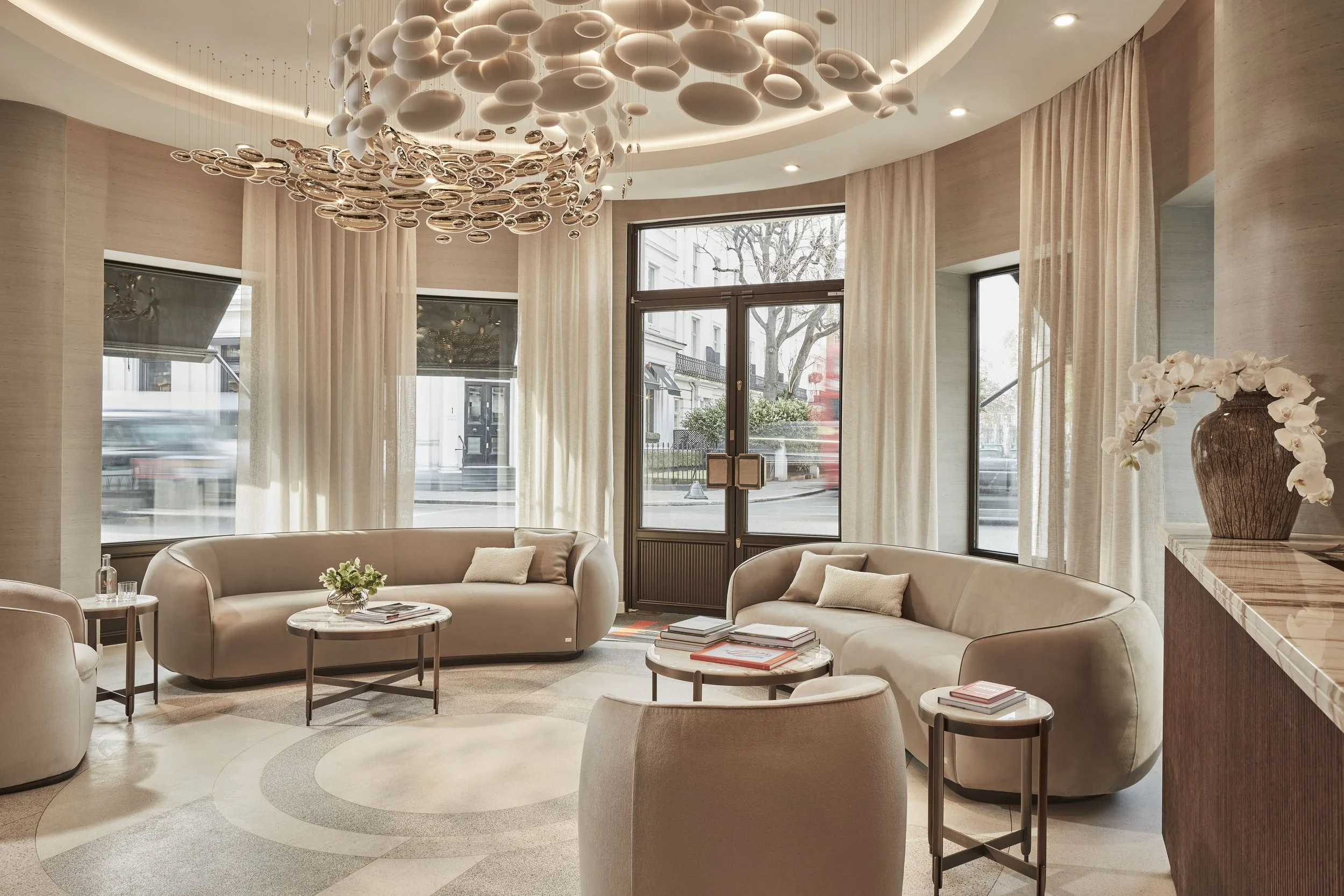 elie-saab-maison-memorial-houston-medical-london-healthcare-interior-design-10.jpg