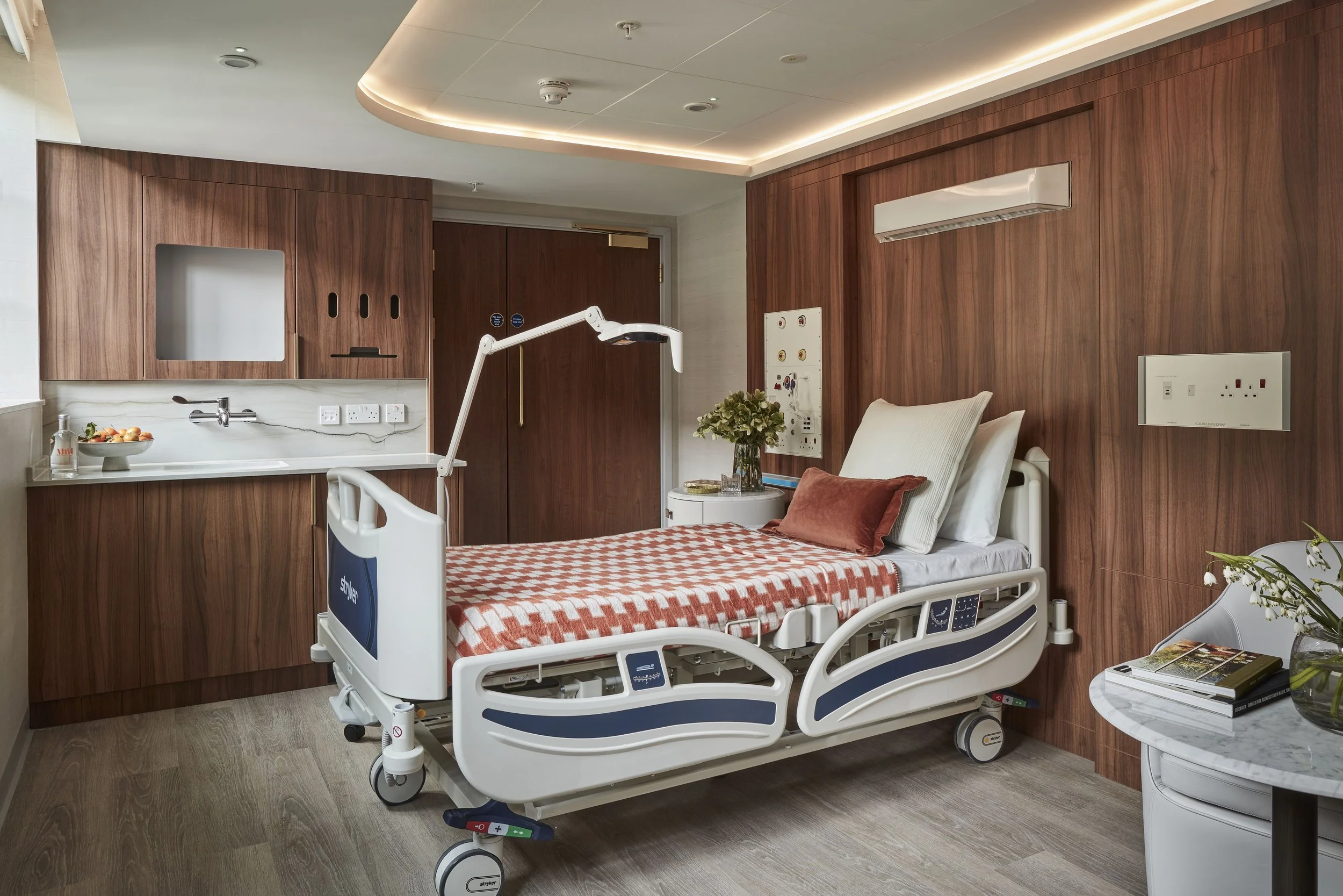 elie-saab-maison-memorial-houston-medical-london-healthcare-interior-design-5.jpg