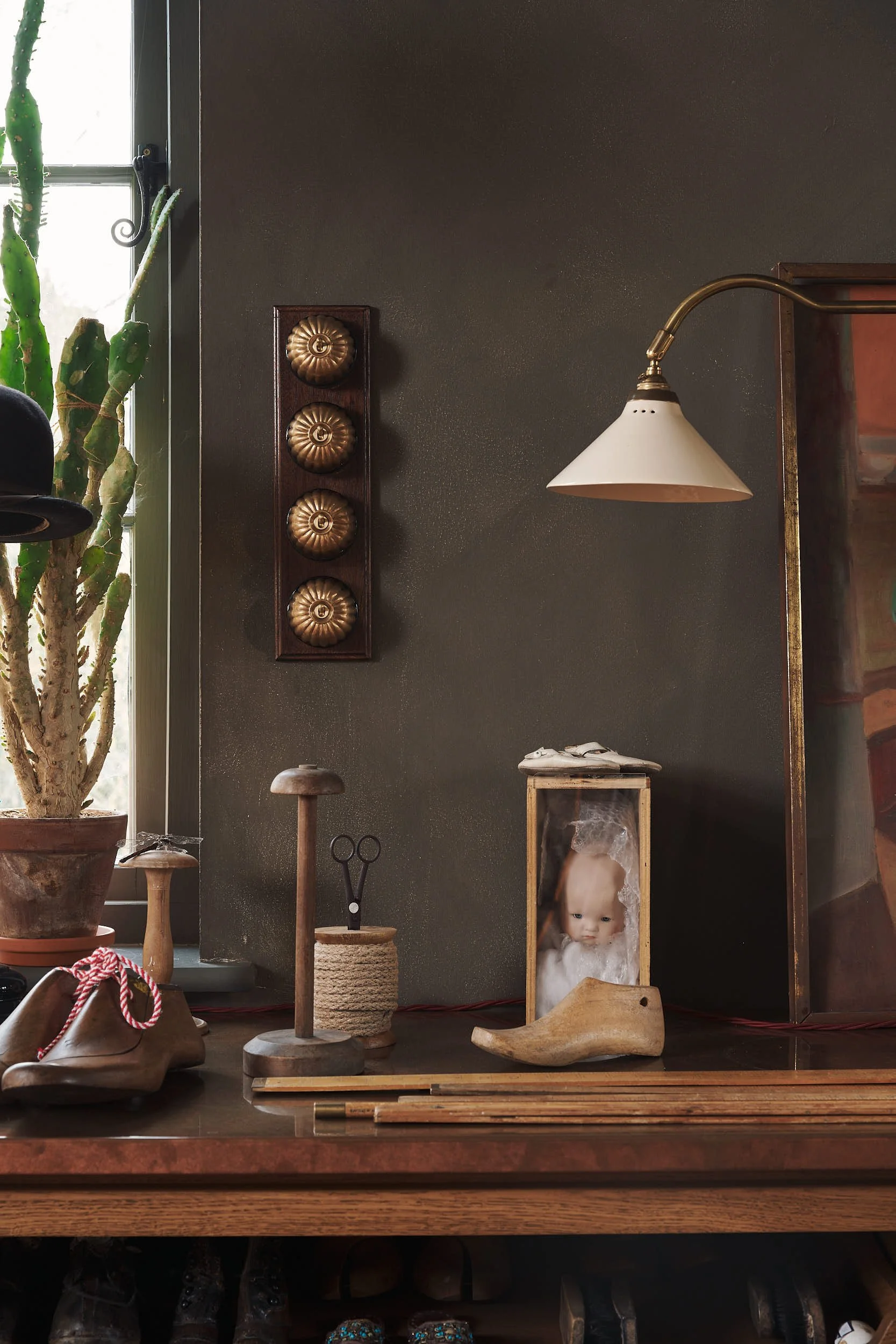 devol-heritage-light-switches-jelly-dolly-brass-interior-design-17.jpg