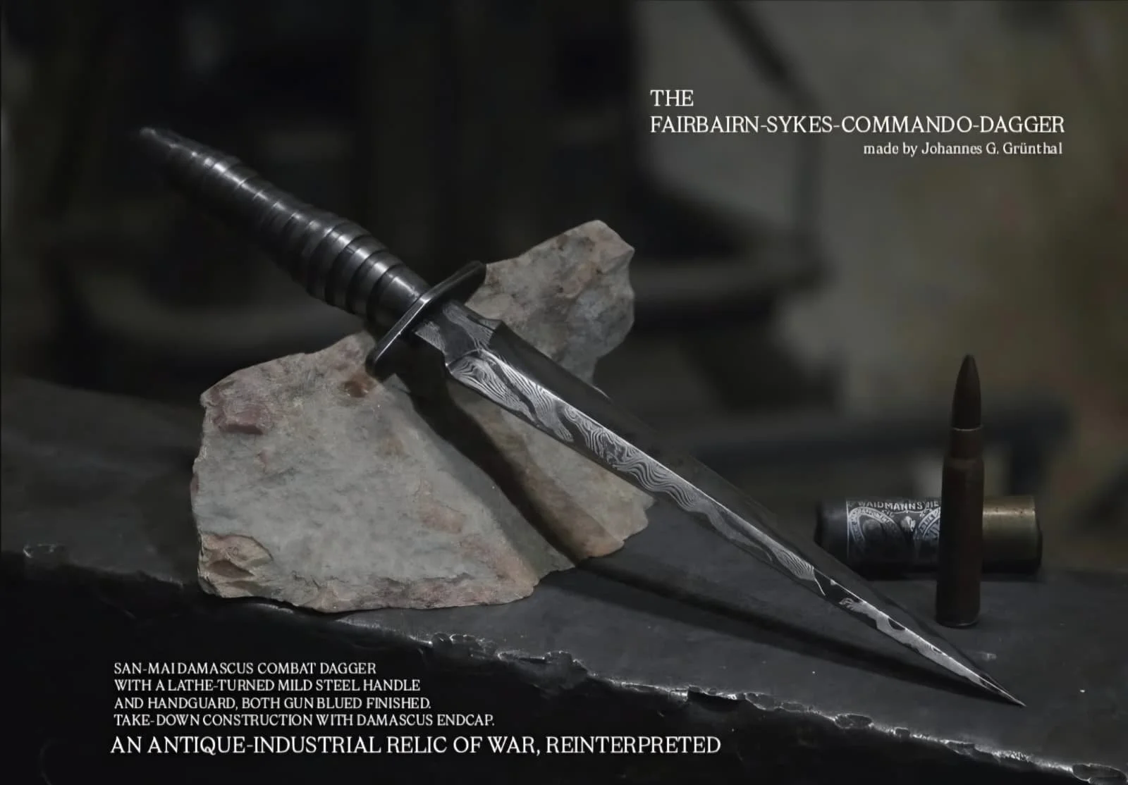 WW2 Stiefel Dolch aus San-Mai Torsions Damast und brünierten Applikationen.