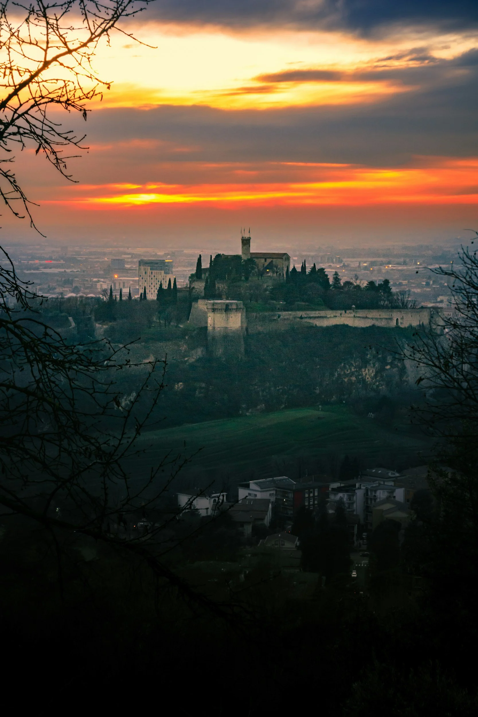 Photo by: Isaas Maffeis — [• Unsplash]