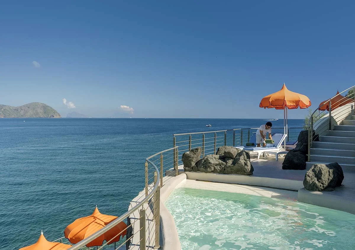 Therasia Resort, Vulcano Island