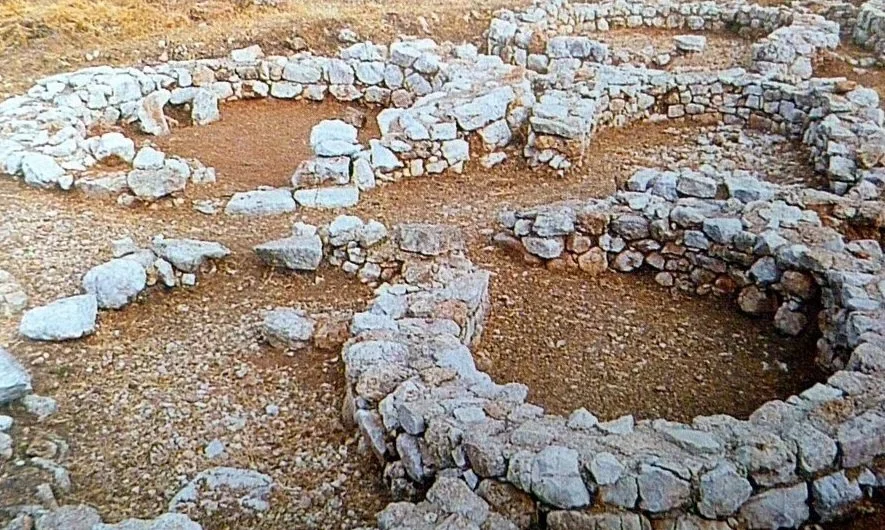 Photo by [Giovanni Dore] — [• CC BY 3.0]