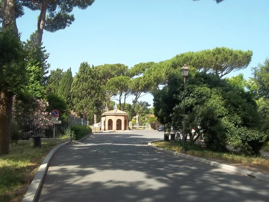 Photo by [Daniel Ventura] — [• CC BY-SA 4.0]