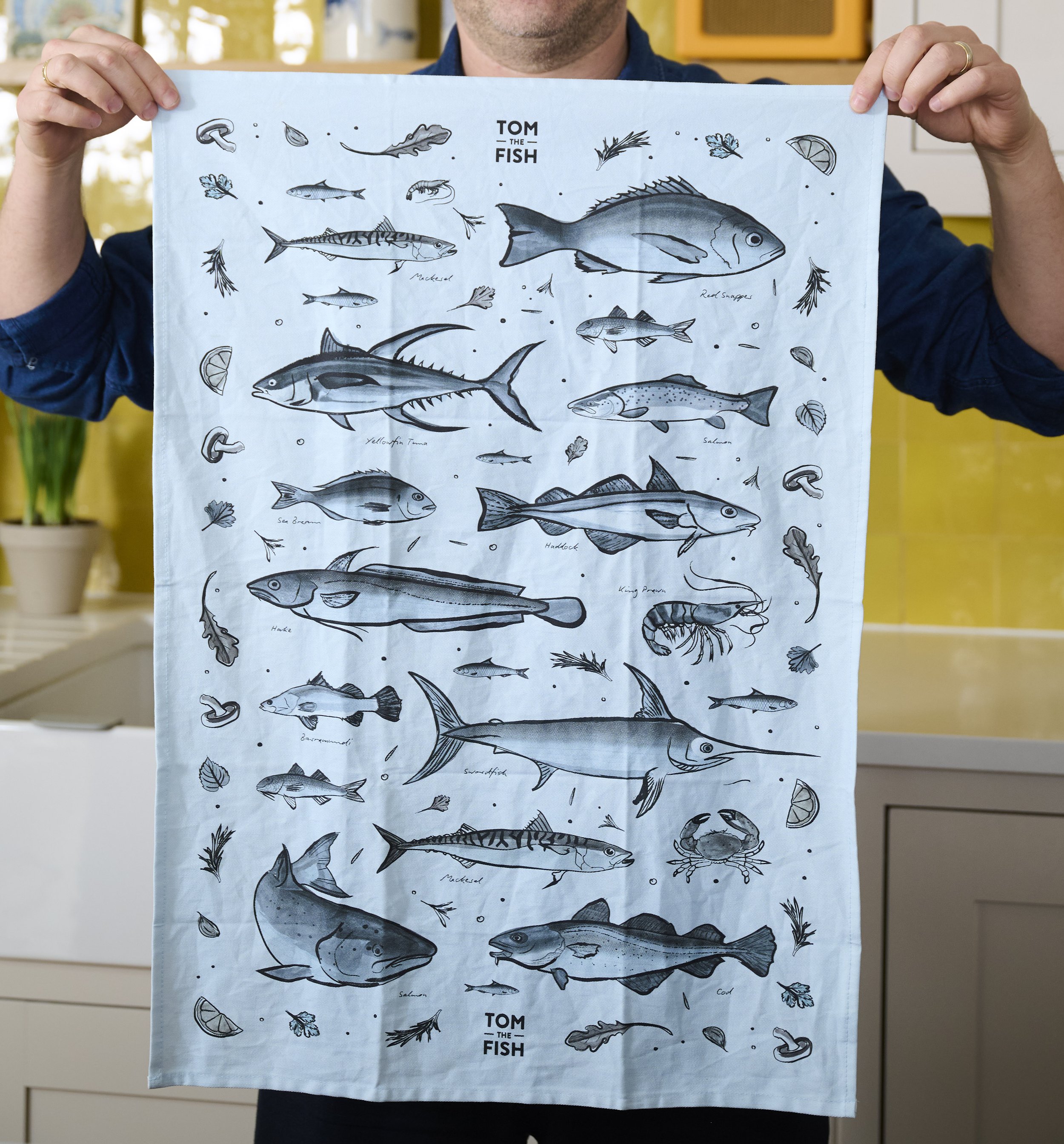 Tom_the_fish ©Sarahweal_0723 copy.jpg