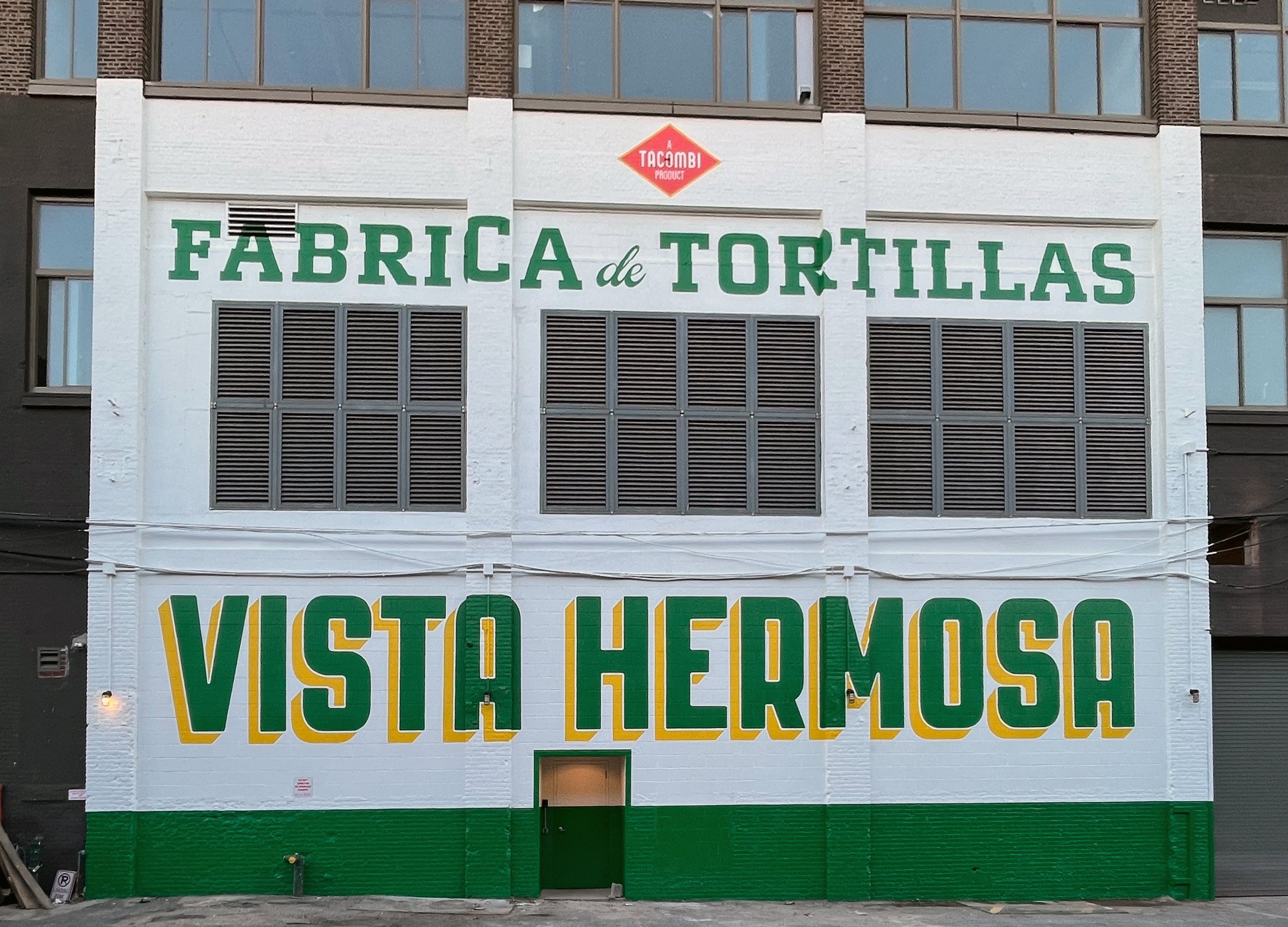 TACOMBI.jpg