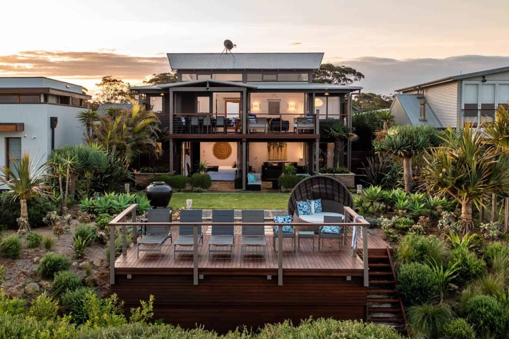Villa-Salina-beachfront-holiday-house-rental-NSW-41-1024x683.jpg