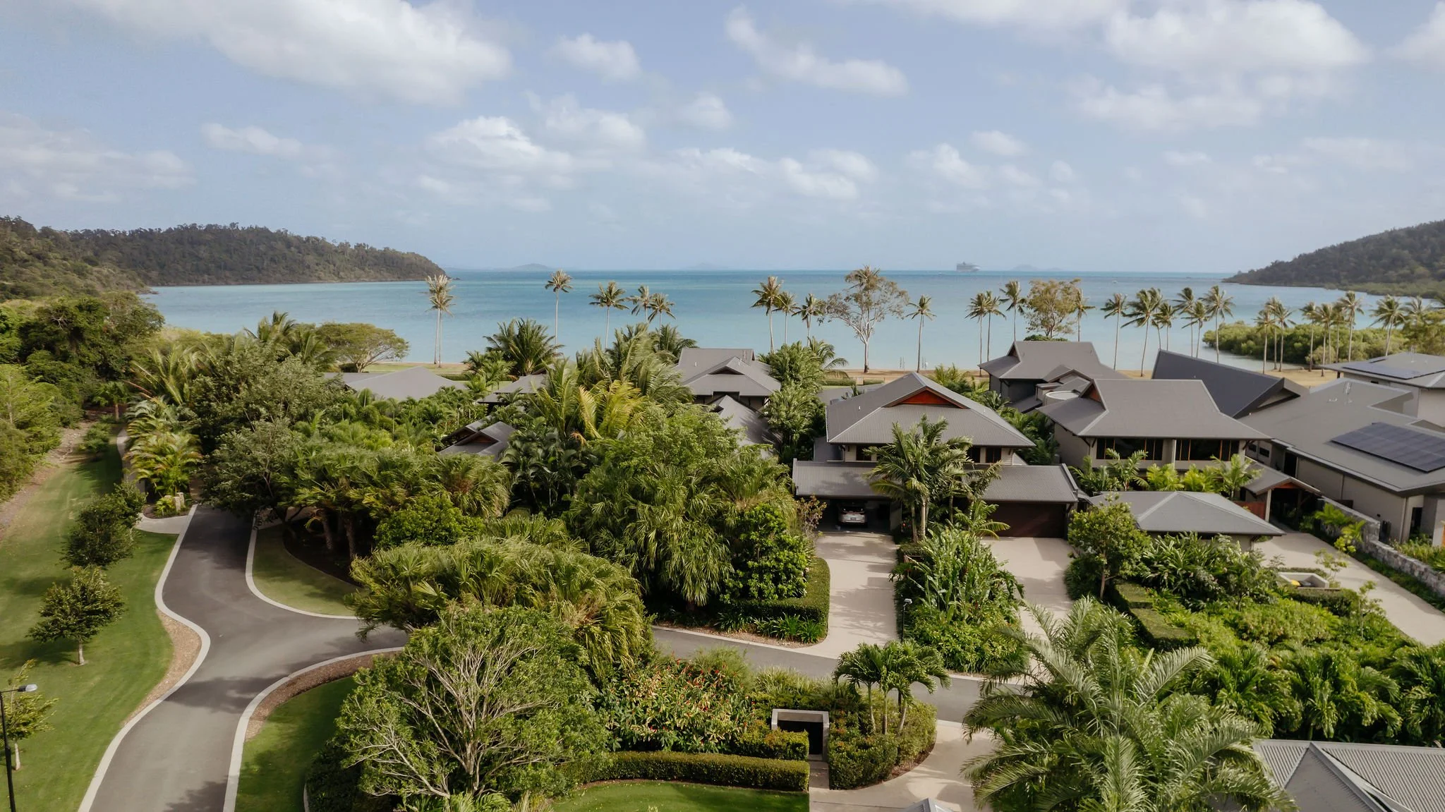 Yangaro_Whitsundays_RoseGraceStudio_web (7).jpg