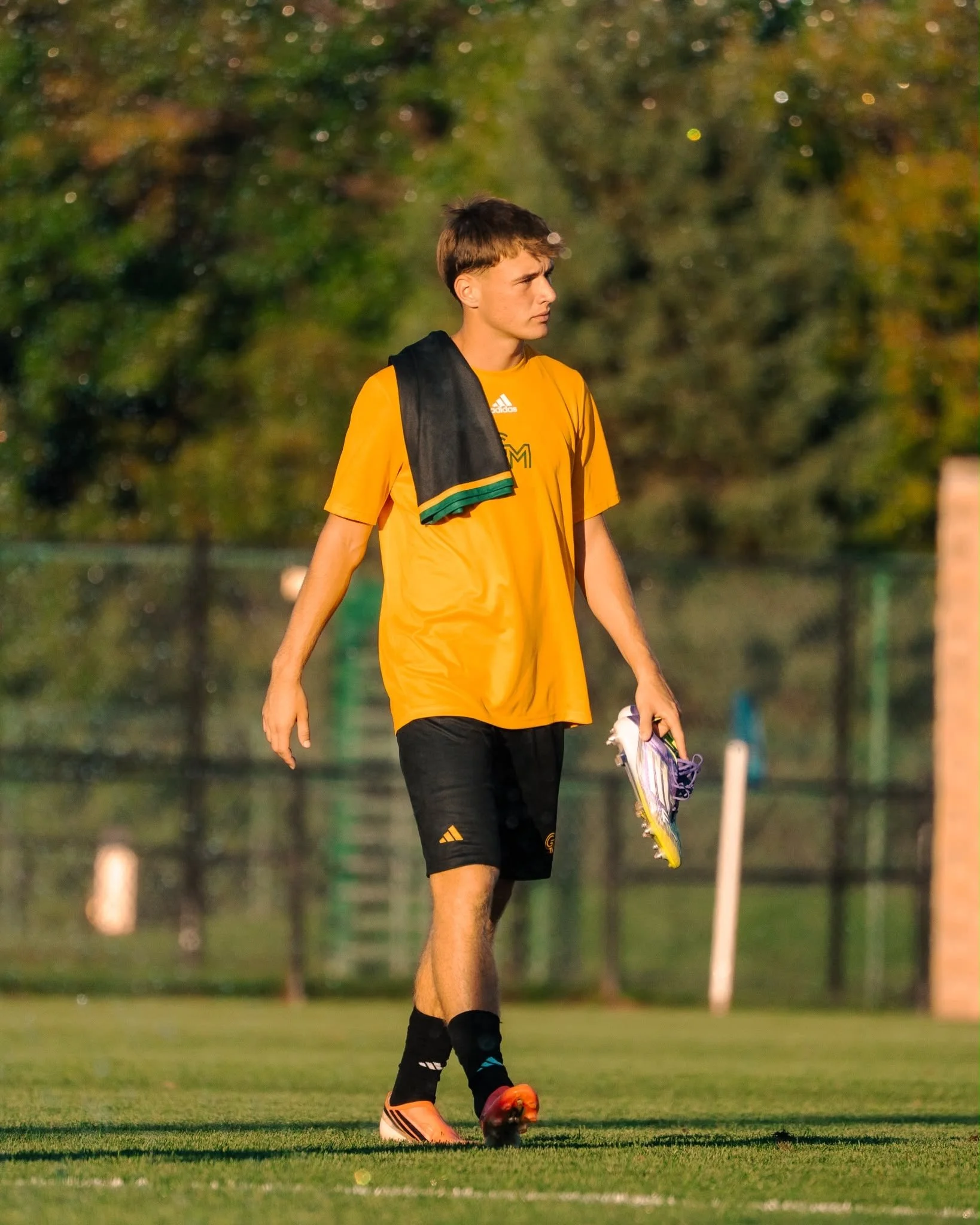 malte-koerber-29-george-mason-practice-yelllow.JPG