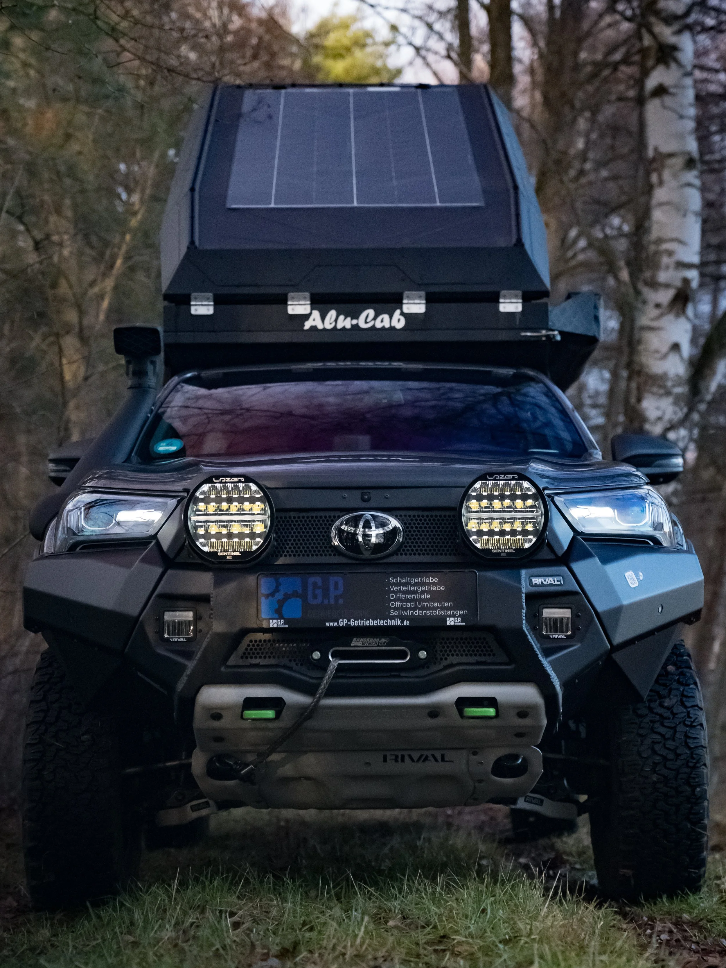 Toyota Hilux ab 20 RIVAL Front mit Seilwinde Einbau und TÜV