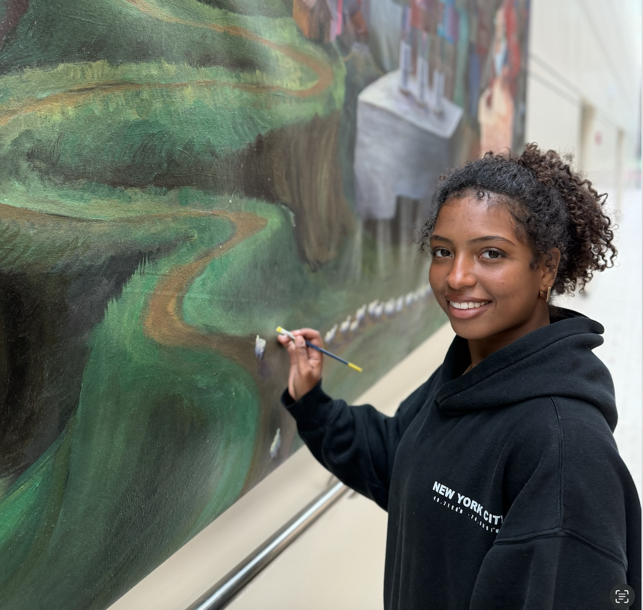 Sponsor a students artist intern. ART06870 invites you to support a student intern through our art