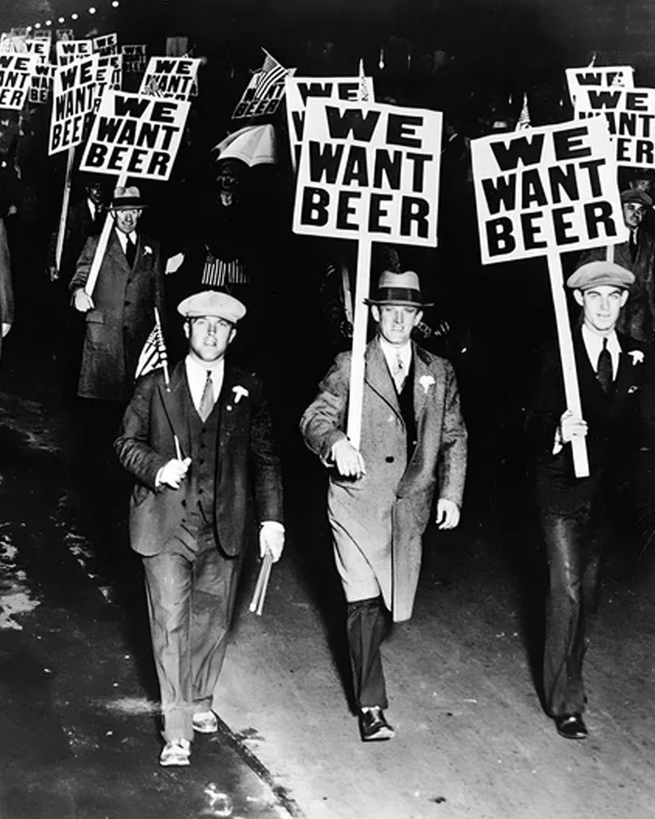 🎉Happy Repeal Day, beer lovers! 92 years ago today, America said &ldquo;cheers&rdquo; to freedom and ended Prohibition. The perfect excuse to raise a pint at FG today! Come celebrate with us in the taproom!

PLUS-it&rsquo;s Fill Your Fridge Friday! 