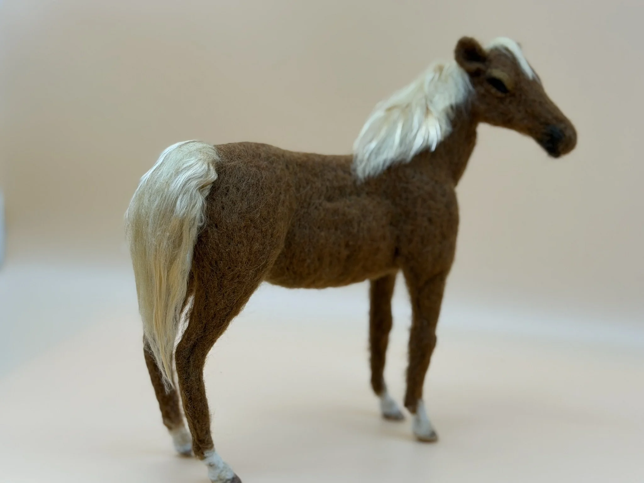 Horse Flaxen chestnut 3.JPEG