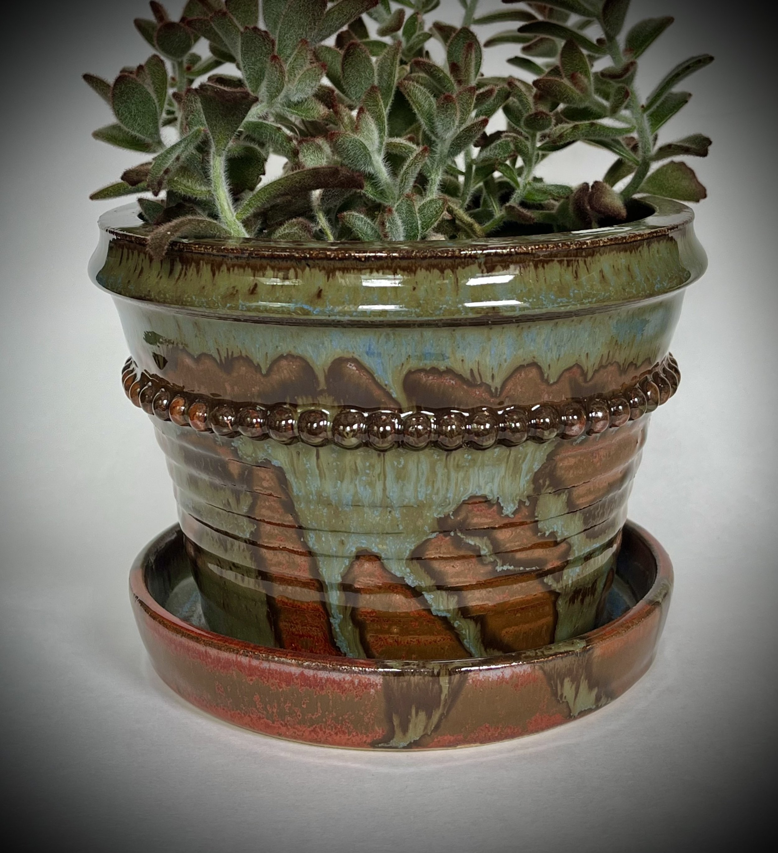 Beaded planter
