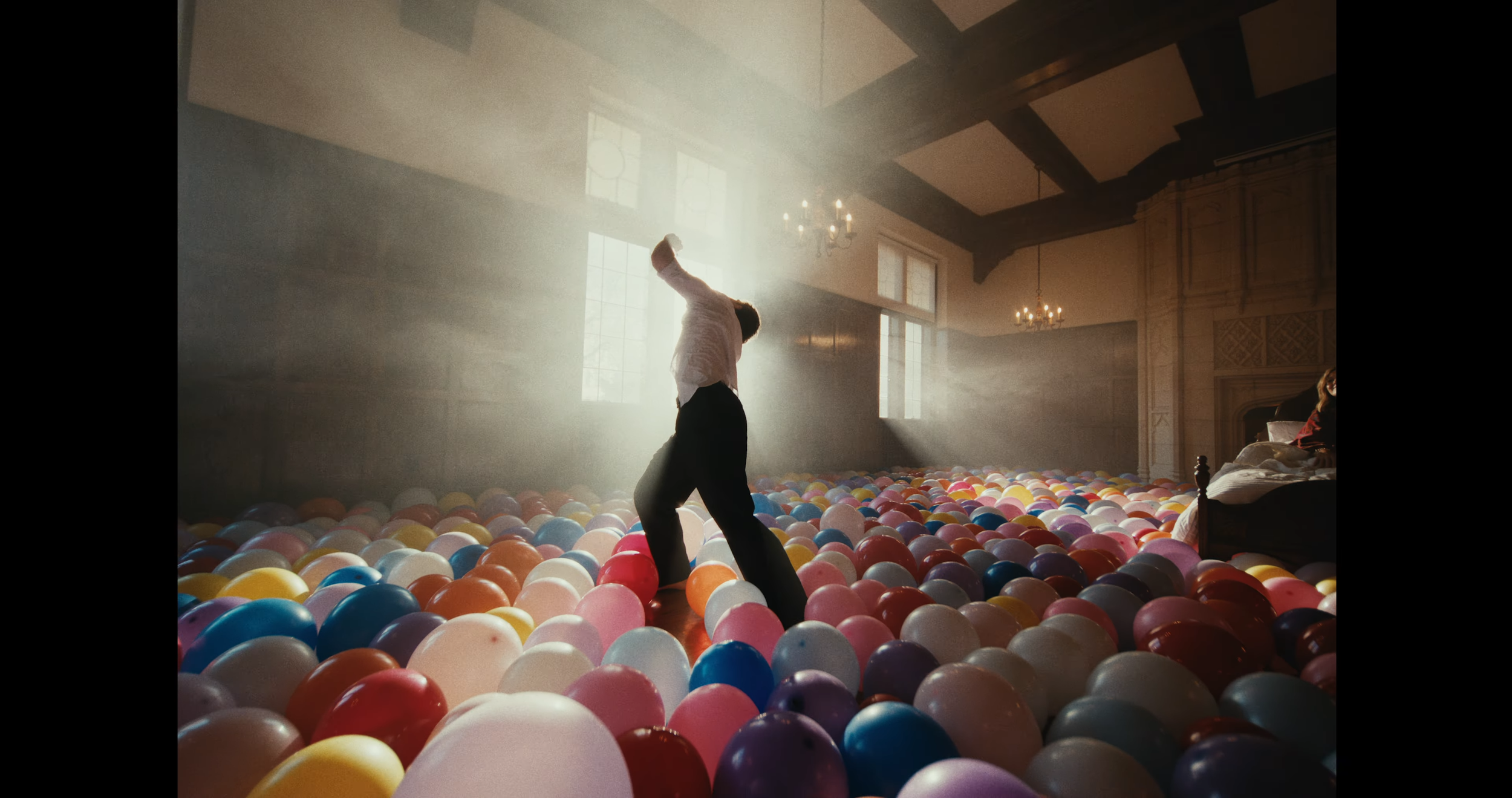 oskar med k - Make Me Feel (Short Film) 4-15 screenshot.png