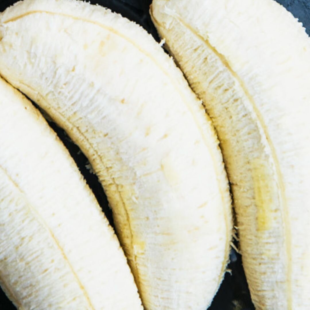 If you're about to go work out, have a banana beforehand! They're loaded with potassium which helps your nerve and muscle function during exercise!
.
.
.
#DoGood #IDoGood #driedfruit #consciousconsumerism #healthyliving #singleingredient #ugandansina
