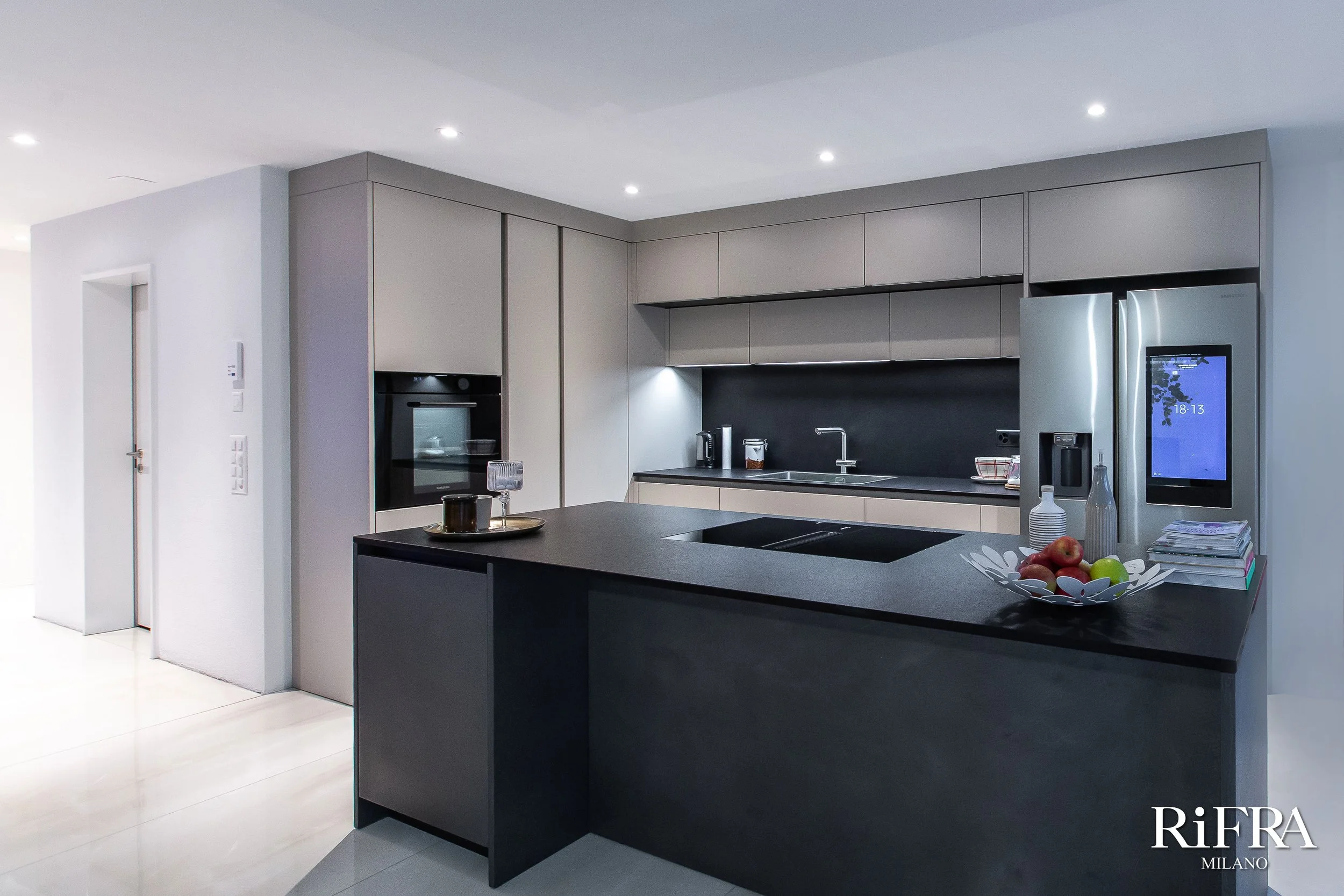 LINE kitchen with island installed in Zurich — RiFRA