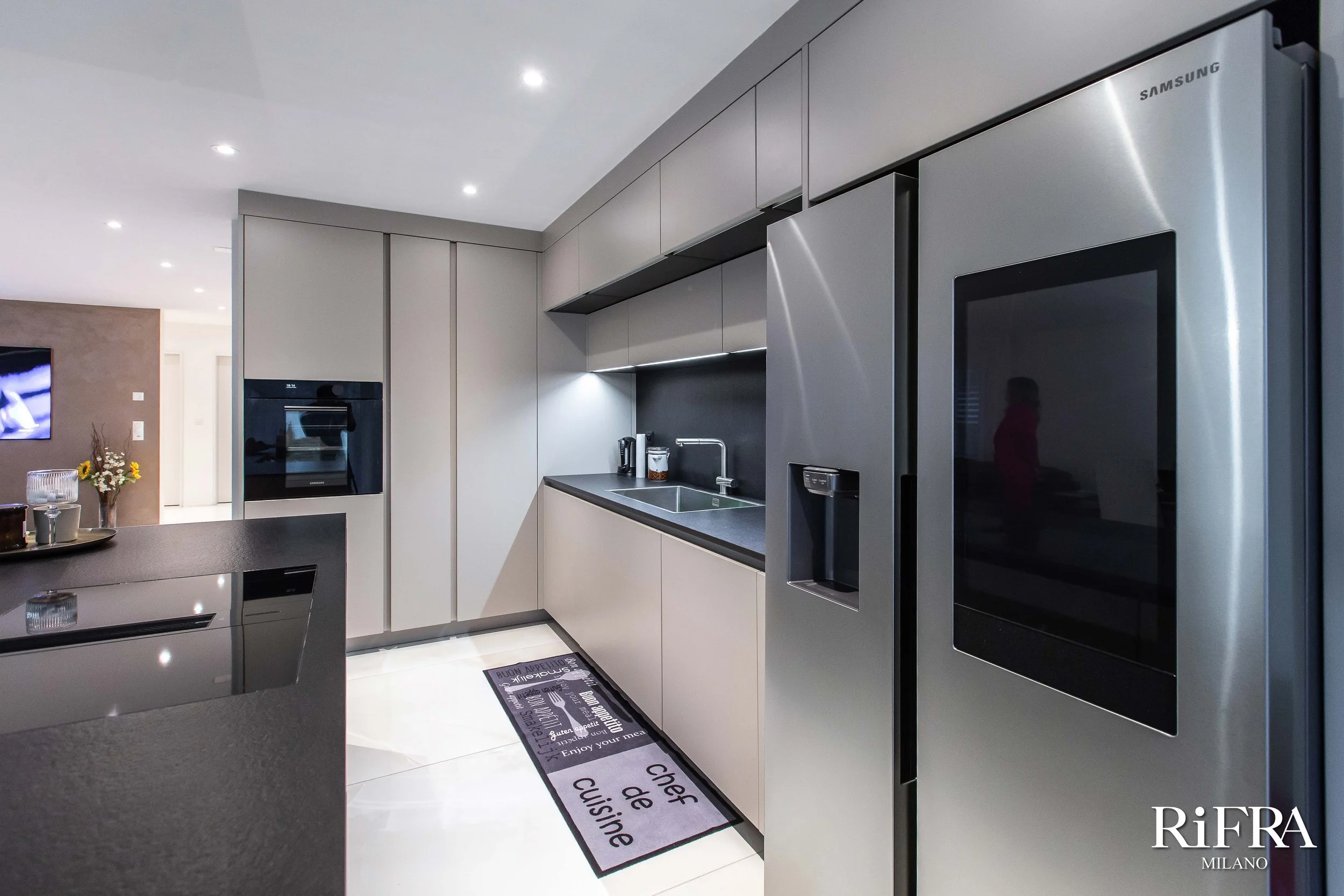 LINE kitchen with island installed in Zurich — RiFRA