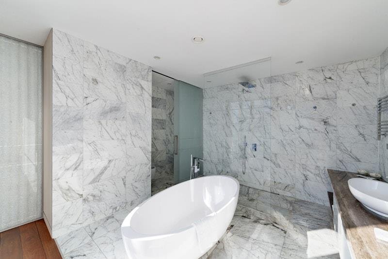 800x0-oko_bagno03.jpg