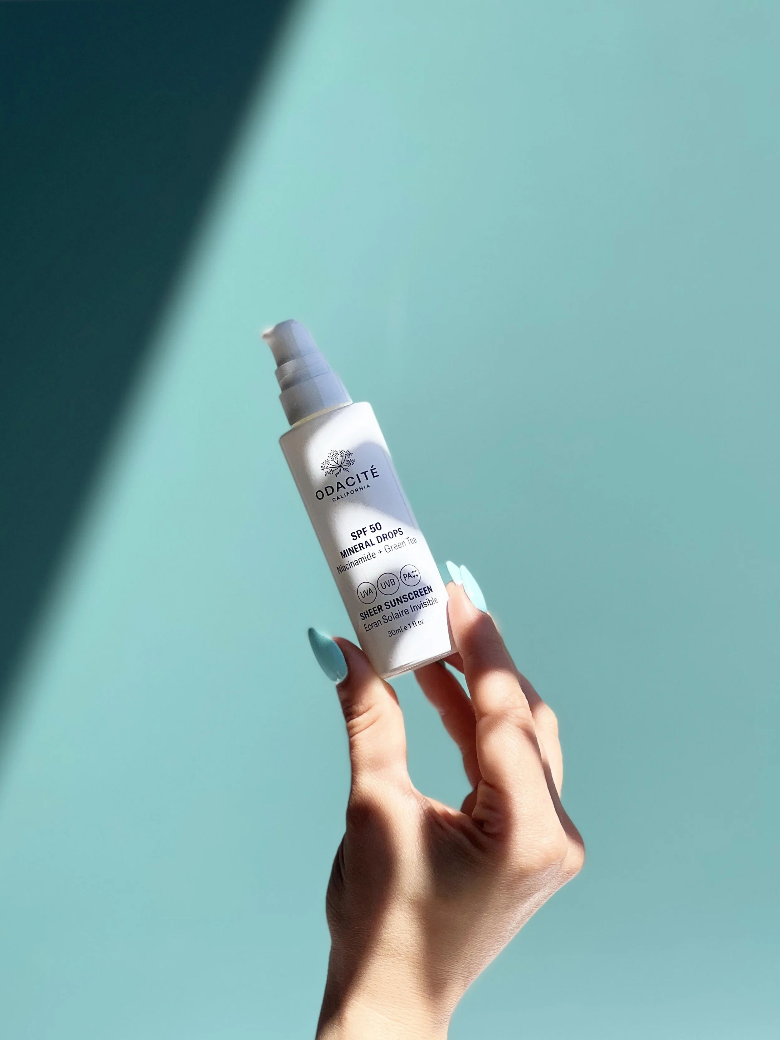 Odacité  SPF 50 Sheer Mineral Drops — Niacinamide + Grüner Tee