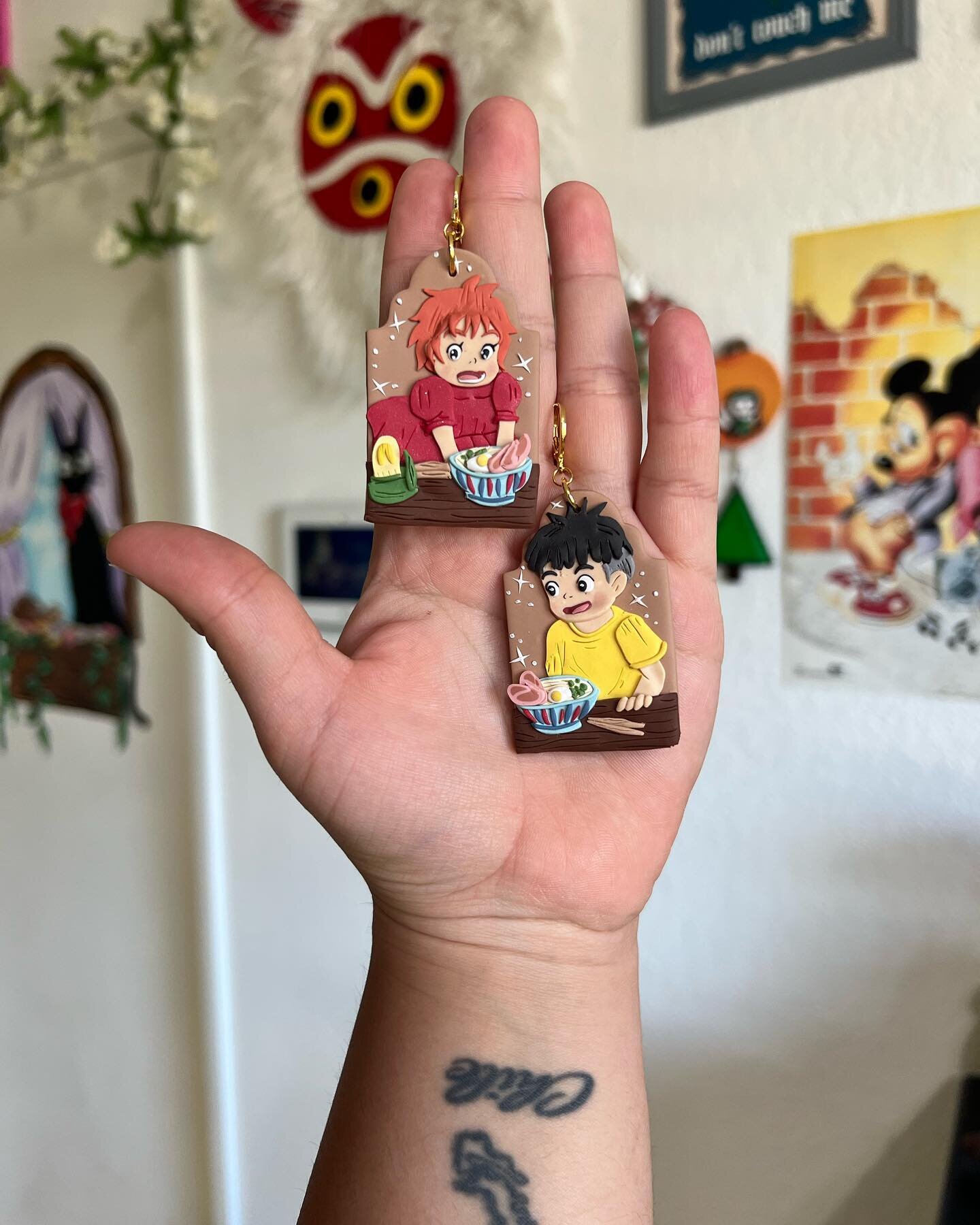 &ldquo;Mmmm it&rsquo;s ham!!!&rdquo; 

This scene is so wholesome and cute and makes me happy! 

This one of a kind pair of earrings will be available 8/19 @ 2pm PST!

#ponyo #ponyoonthecliffbythesea #ramen #ooakearrings #oneofakindjewelry #oneofakin