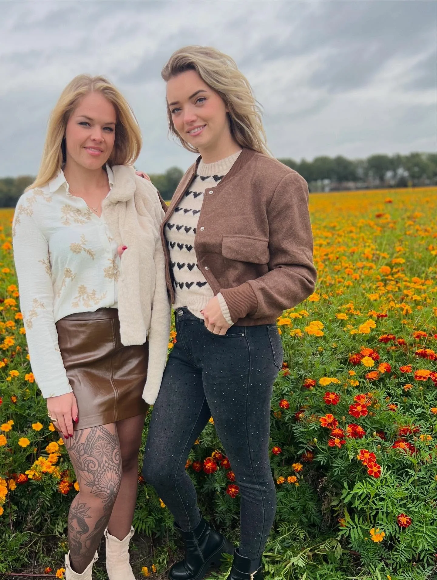 De winkel hangt weer lekker vol met de nieuwste herfst/winter kleurtjes &hearts;️🤎