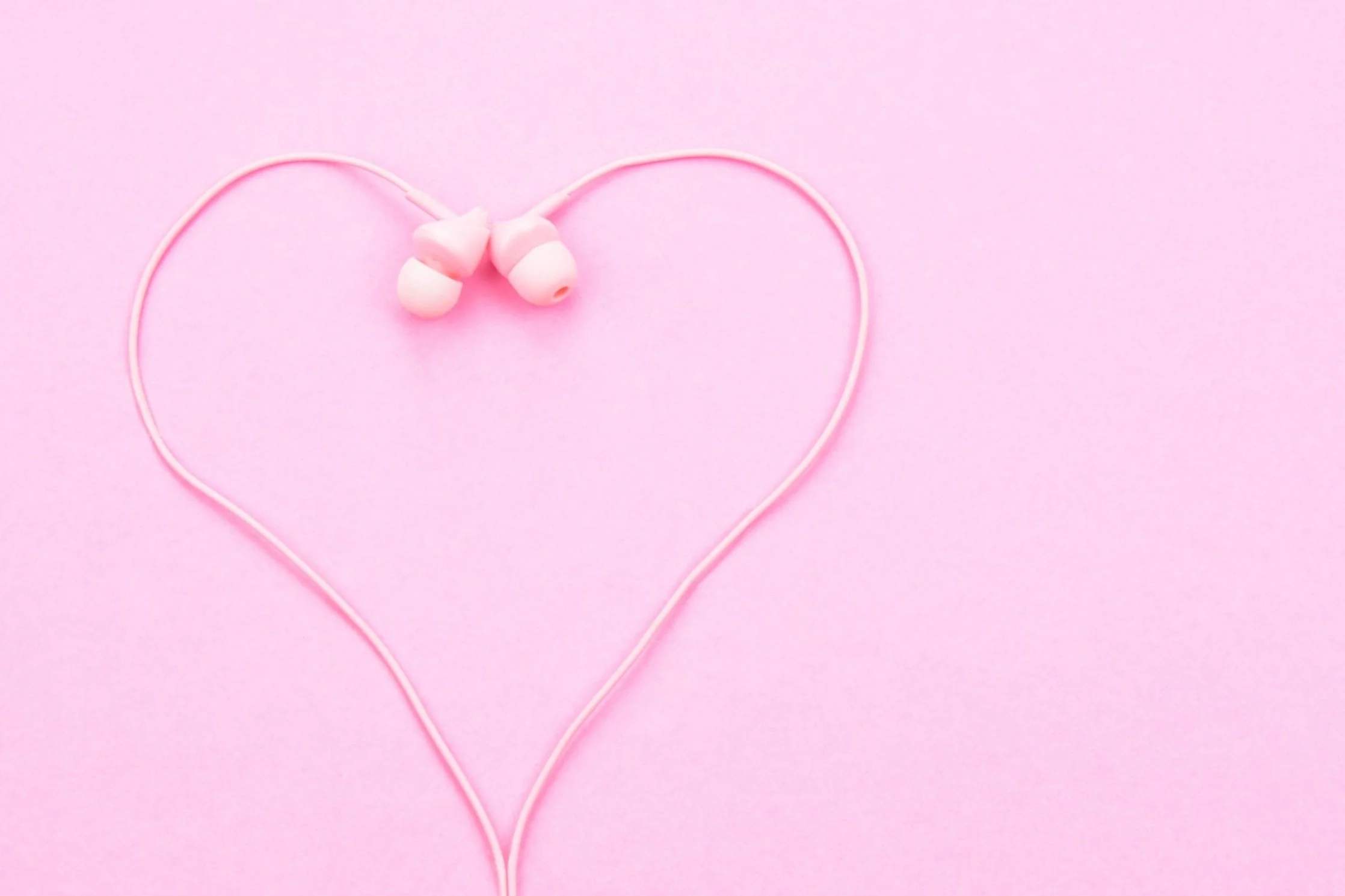 EMBRACING MERCURY RETROGRADE AND THE EXES THAT COME WITH IT