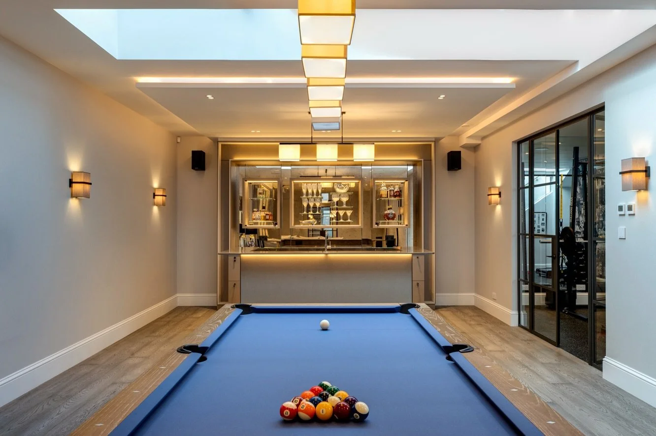A beautifully completed basement project in the SW18 area

📧: info@advantagebasements.co.uk

#luxuryhomes #interiordesign #londonconstruction #basementrenovation #basementdesign