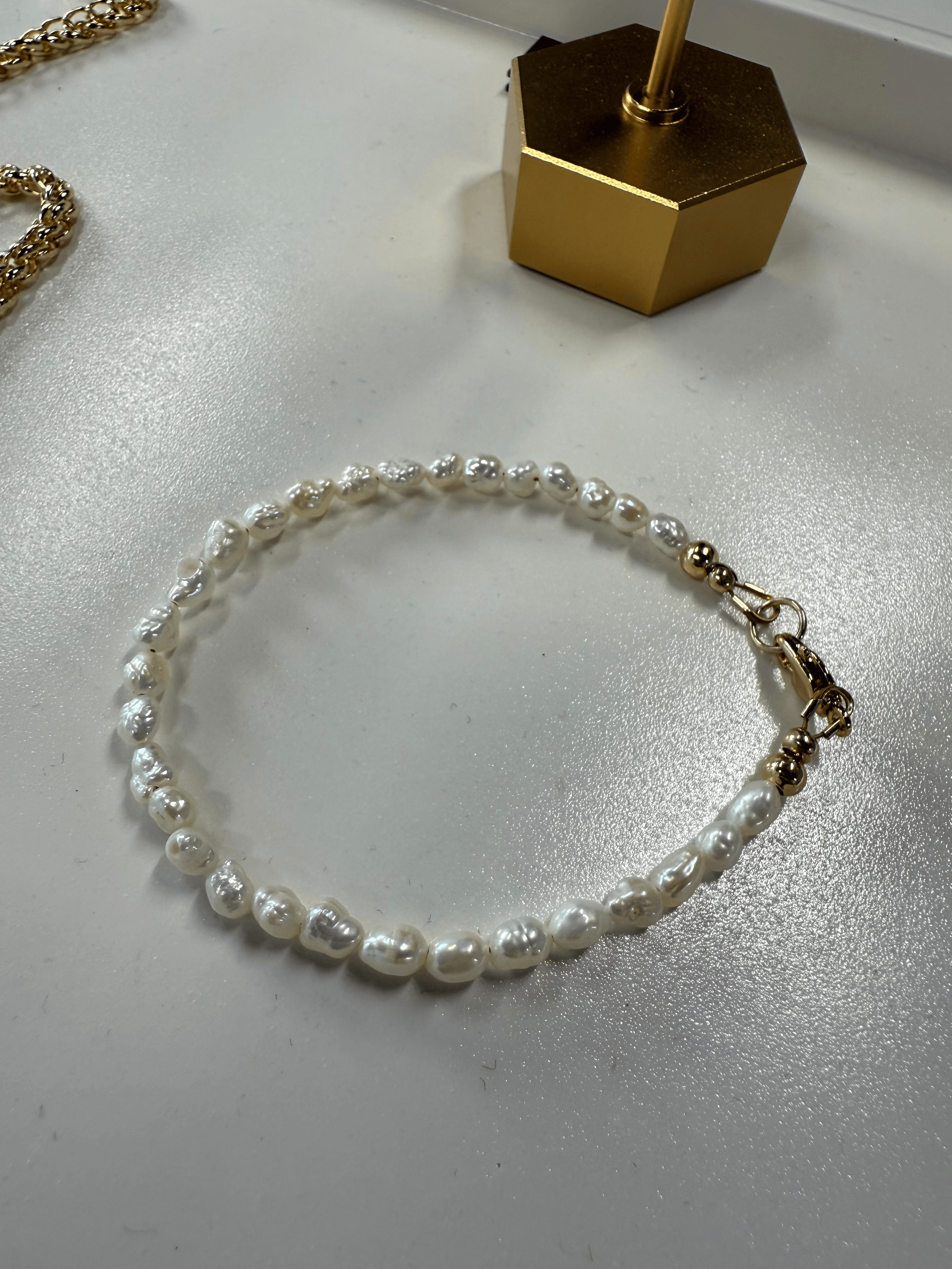 Damn Regina Studio Rice Pearl Bracelet