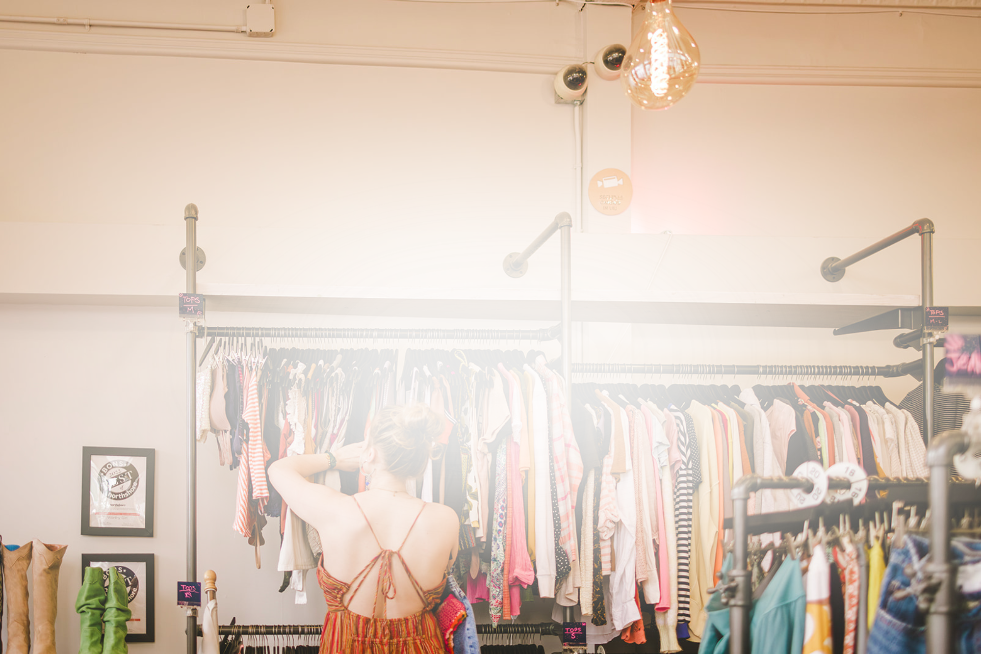 VOTE FOR WORTHY GIRL: BEST CONSIGNMENT SHOP