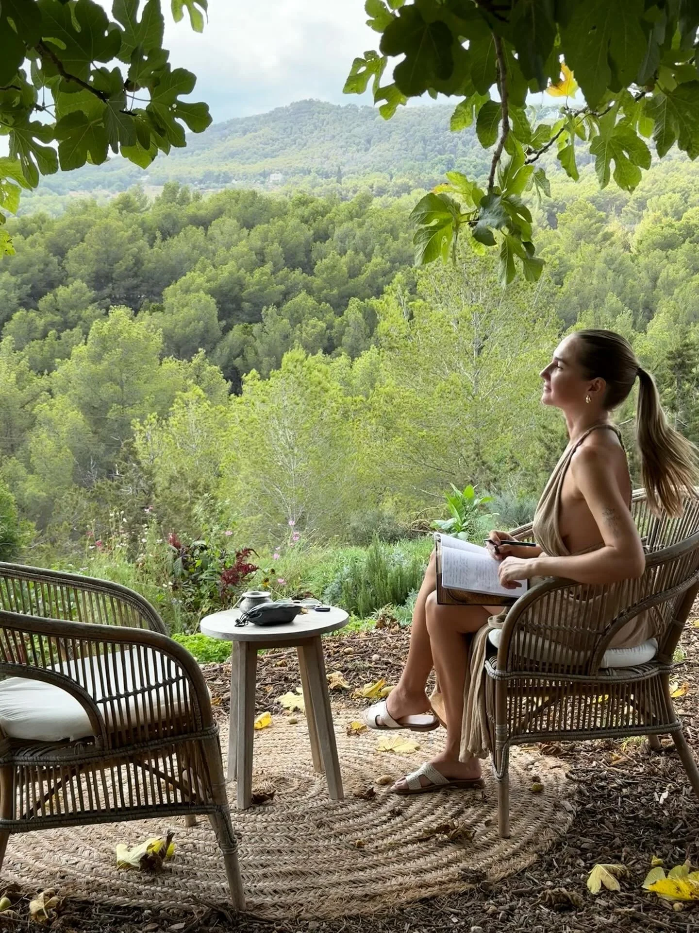 Between hosting two retreats last month, most of my time was spent in nature. I needed this time to ground, create, and reconnect. A little photo dump glimpse into my September and October&hellip;

Also, this month I noticed that at least once a day 