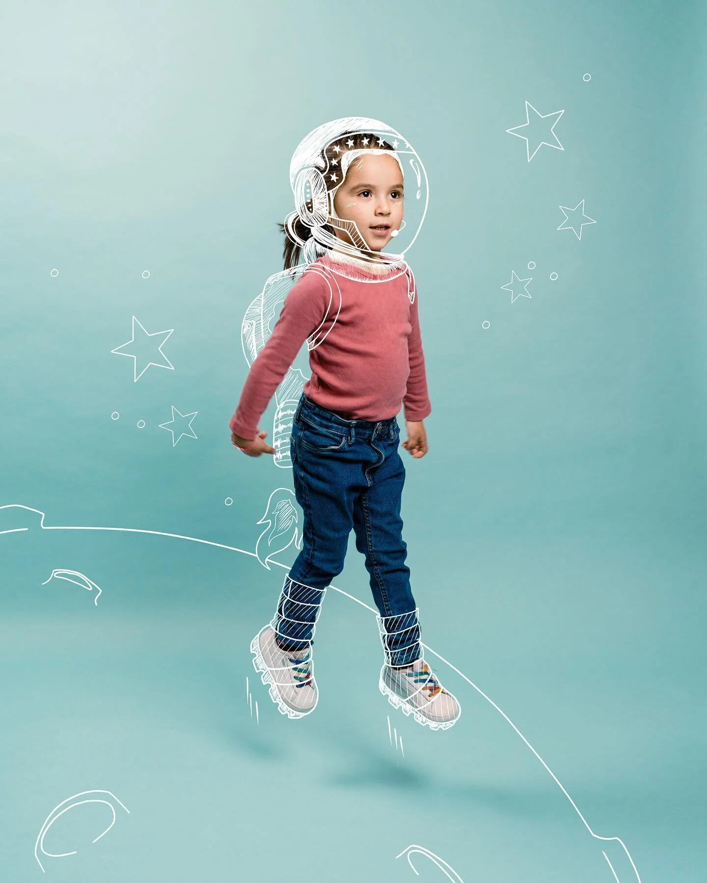 Letting our imagination free in this amazing content for Colegio Antonia Palomares in Jocotepec, Jalisco 💫

#photoshoot #imagination #byananastudio #productphotography #photography #illustration