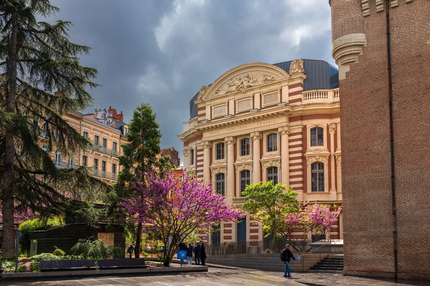 Un peu le printemps mais pas trop 🥲
cc @amanda_mmp31