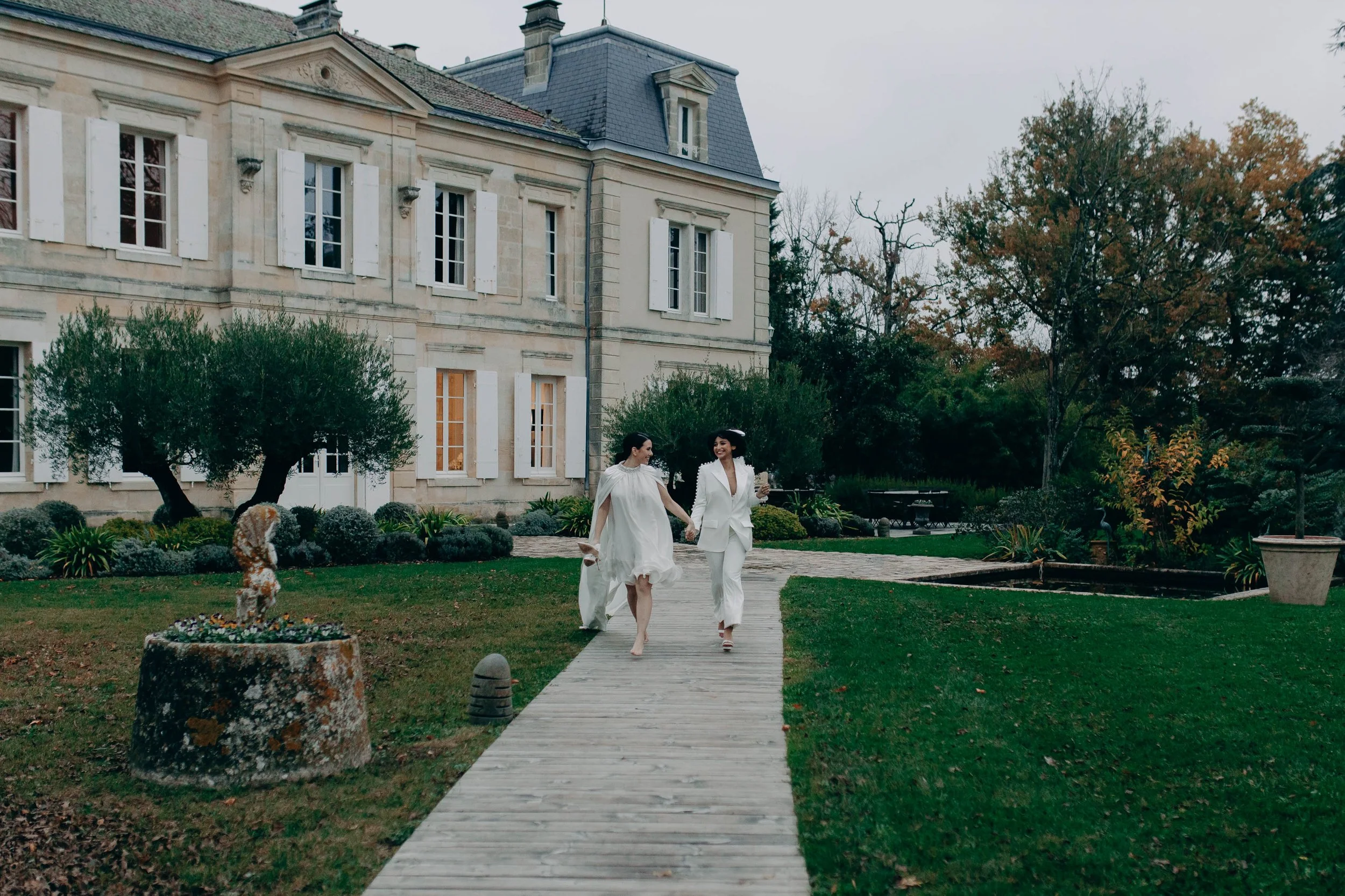 Venue guide: discover the modern luxury of Chateau de Garde