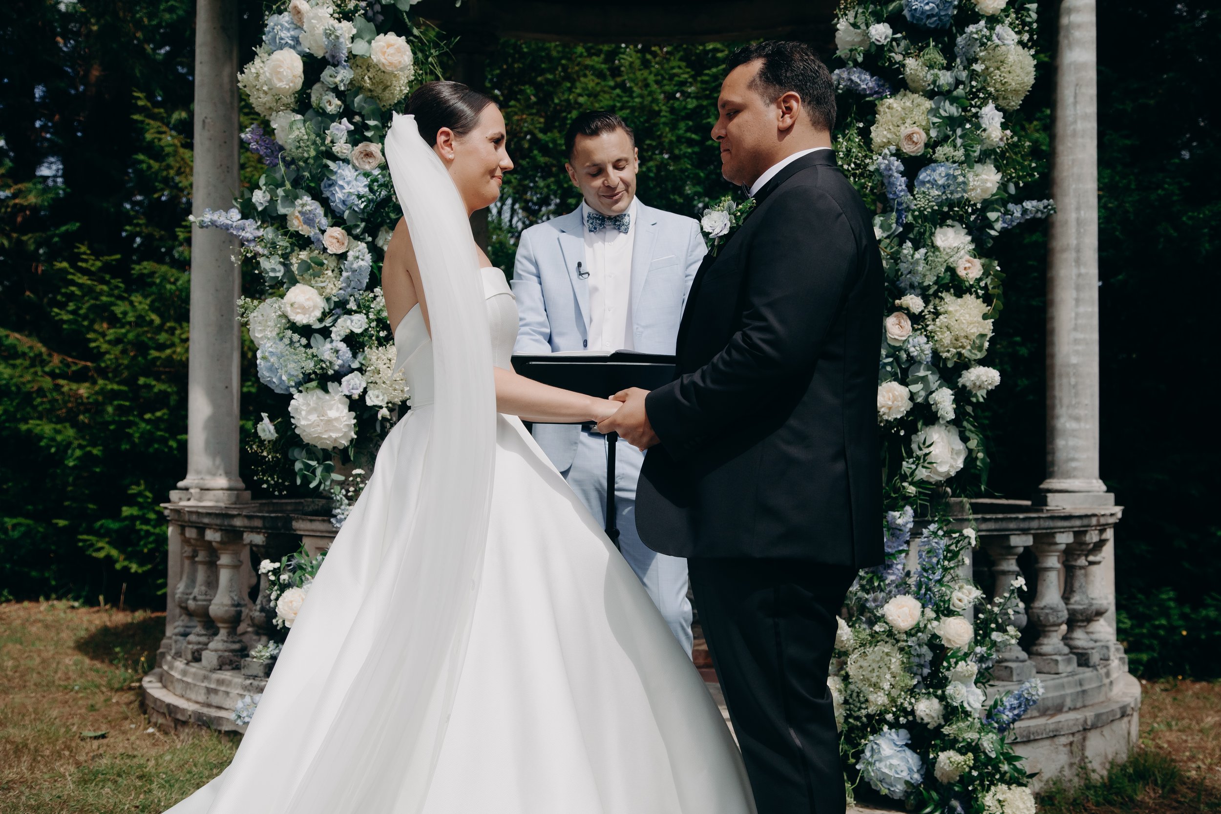 Crafting an Elevated Wedding Experience: A Comprehensive Guide to Opulent Weekend Celebrations
