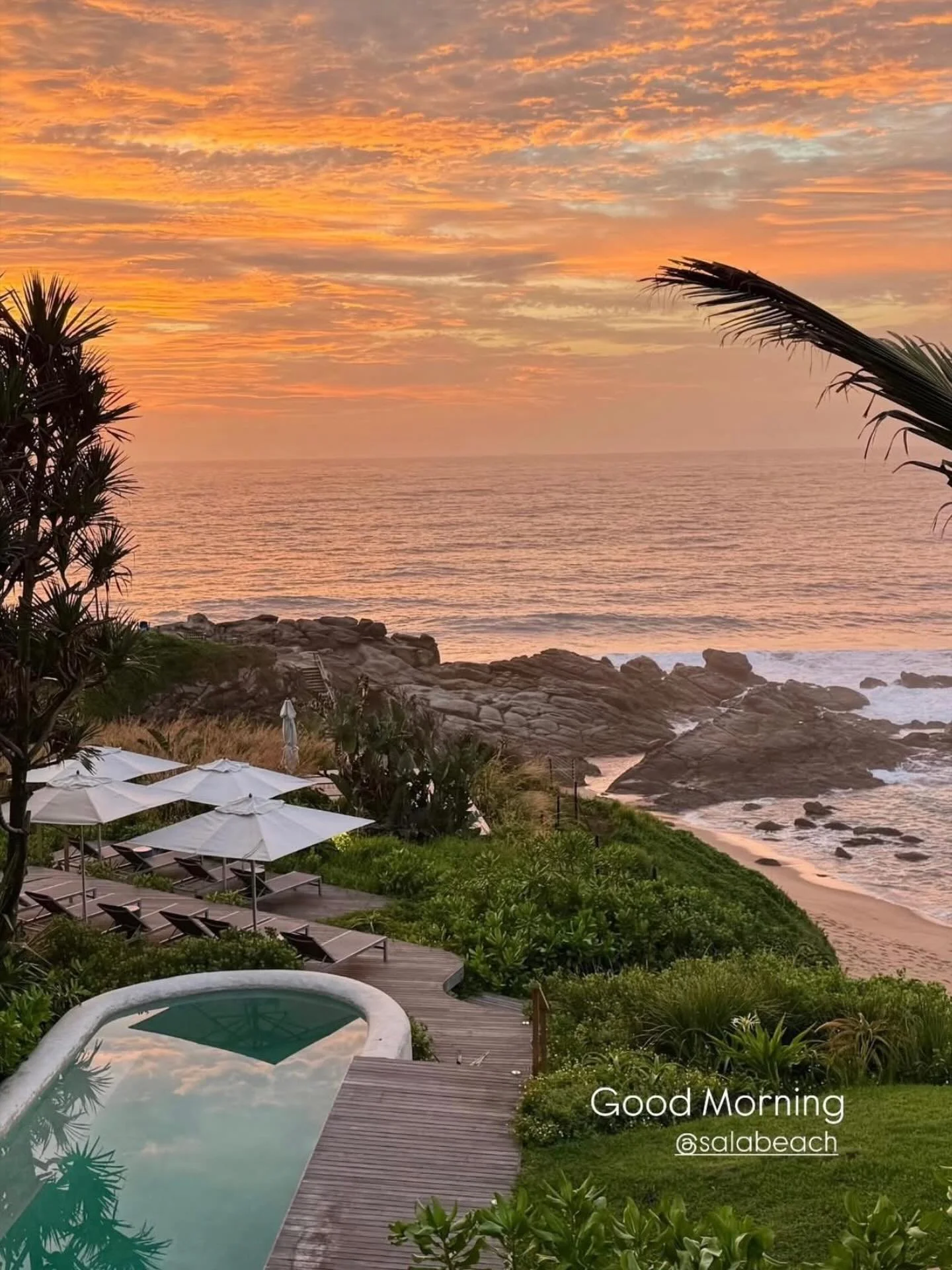 Sometimes a picture says far more than words. 

📍 @salabeach