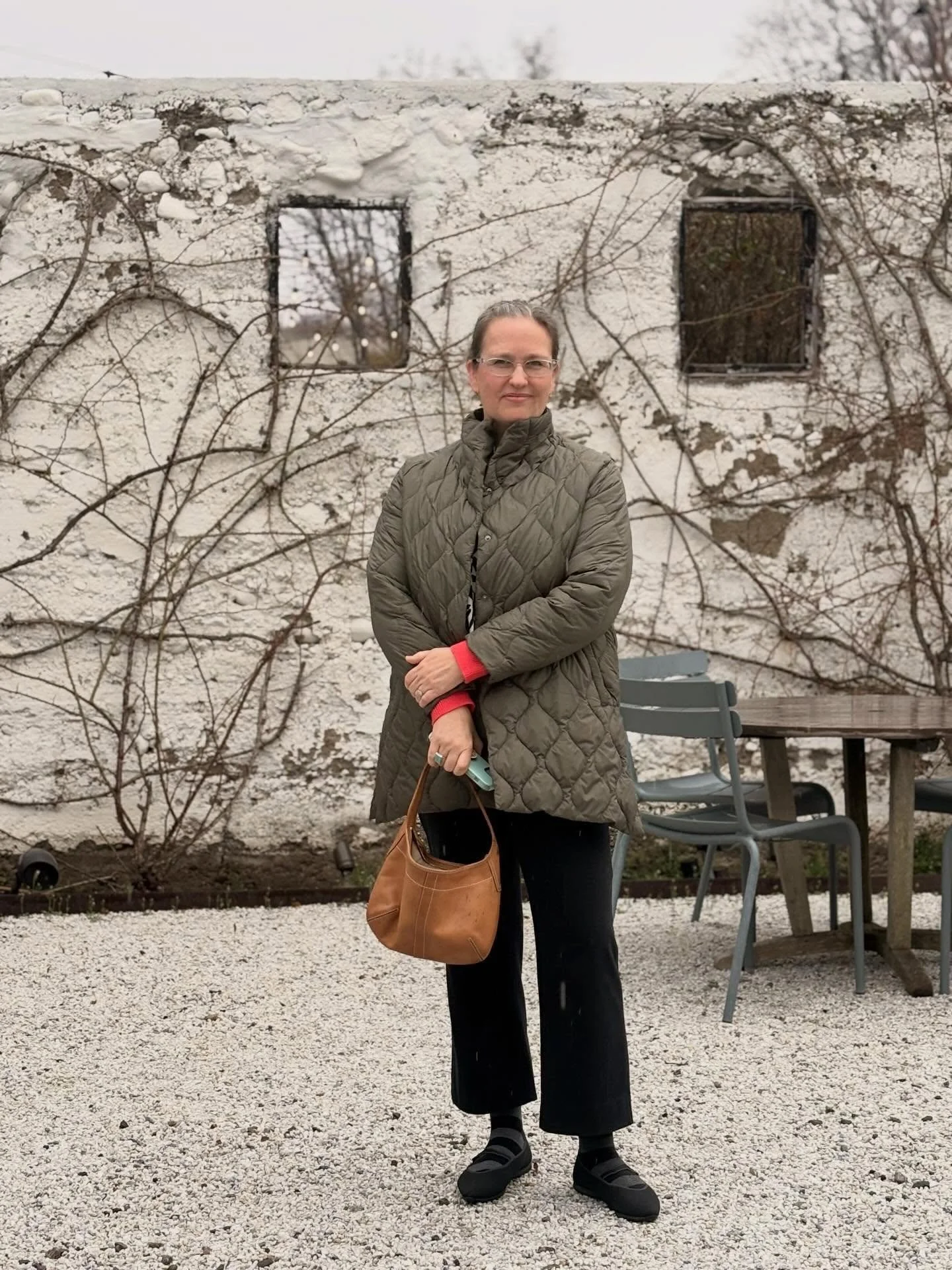 Rainy Easter at @valleyrockinn featuring a very tiny carrot. And a fencing tournament yesterday (our 13yo on the L). 💛
@robstrati