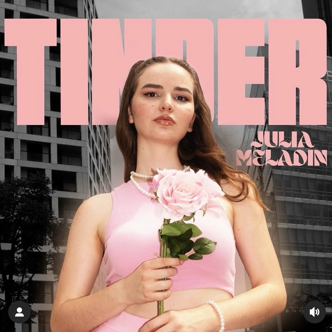 hair &amp; makeup for @juliameladin 

with @ninaakalin_makeupagency @ninaakalin 🤍
video: @vesely.films
production: @sonymusicde

#hairandmakeup #juliameladin #tinder #sonymusic #videoproduction