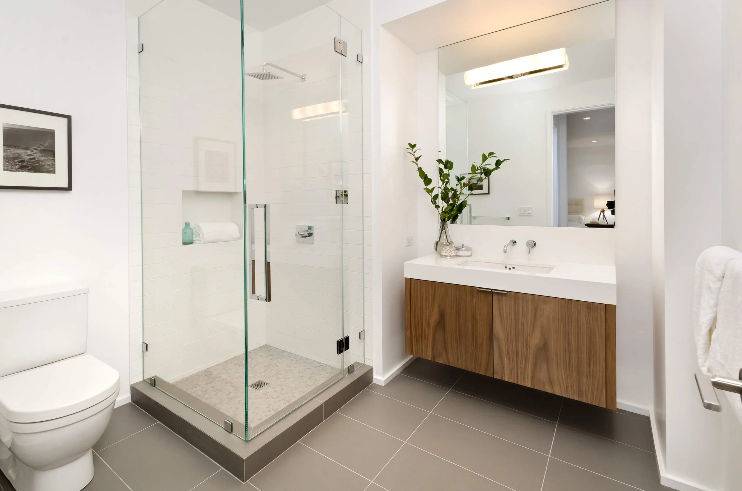 4326Cesar Chavez 5Bath.jpg
