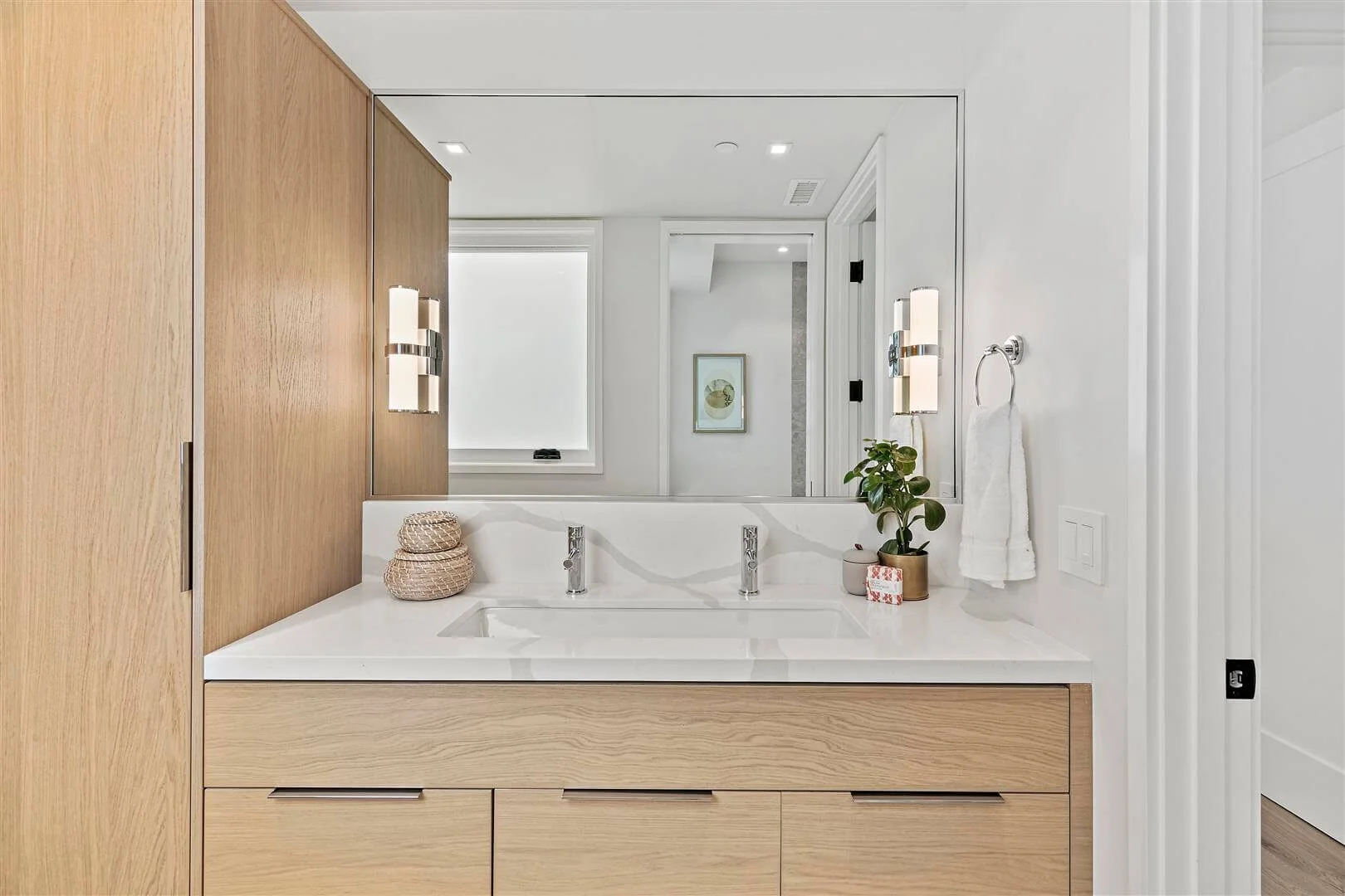 MLS 232 Clipper St San Francisco059.JPG