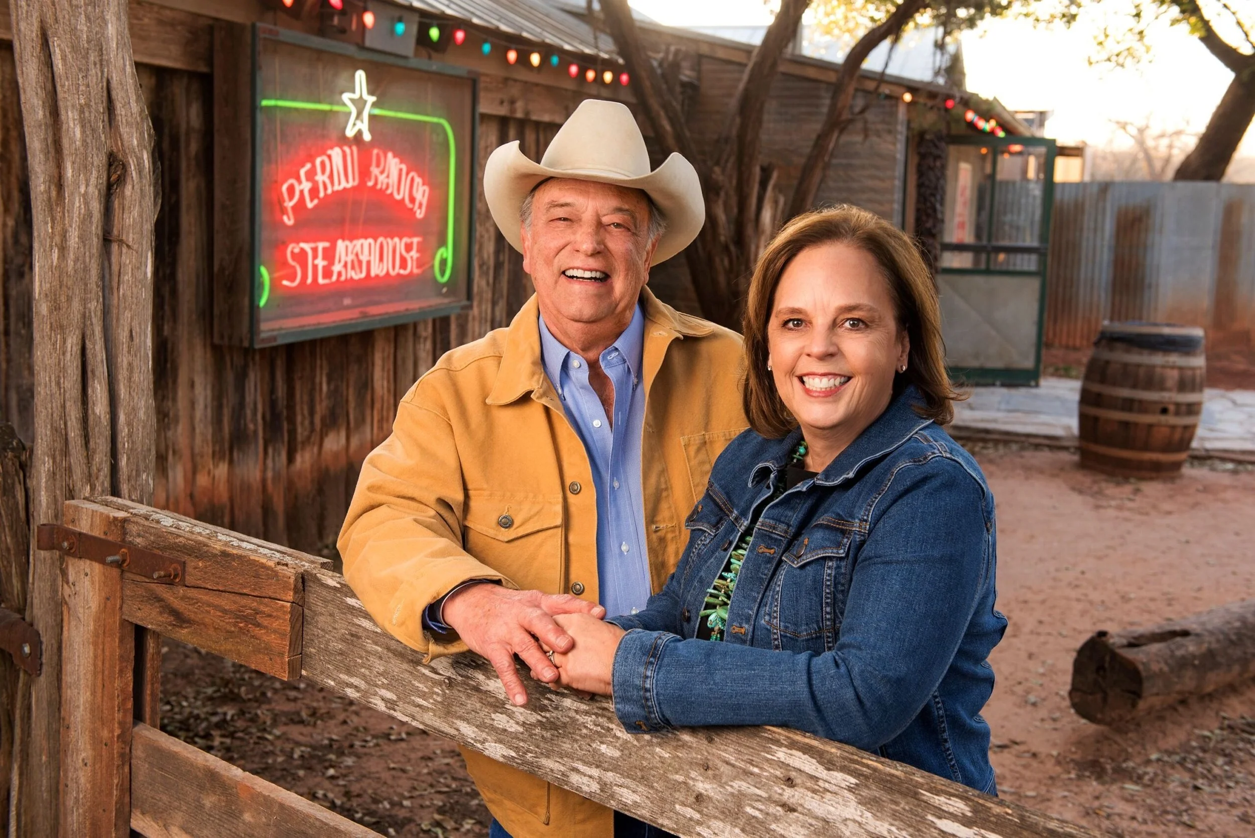 Tom Perini, Lisa Perini-2.jpeg