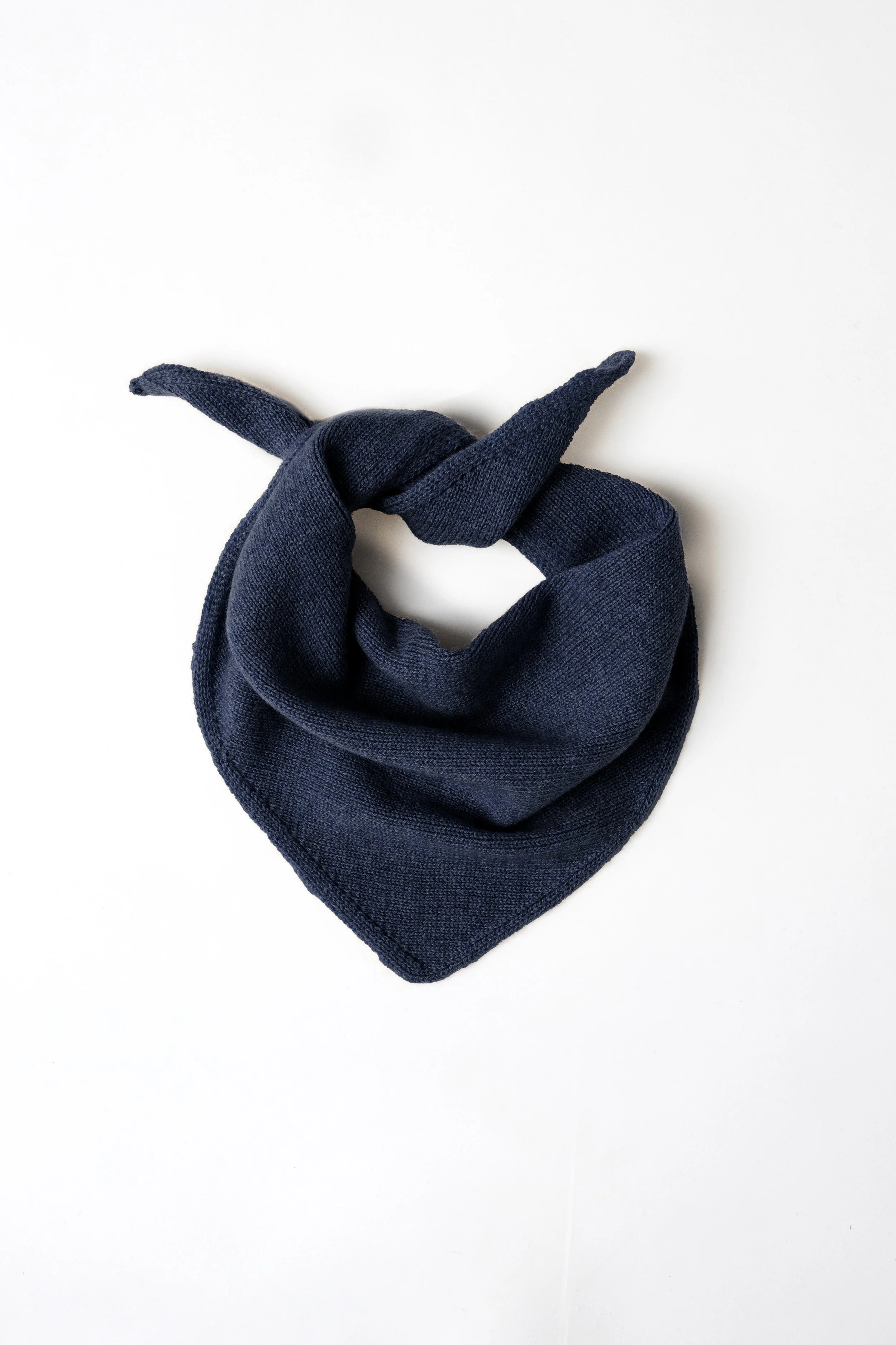 Bandana triangolare di maglia in puro cashmere | Blue